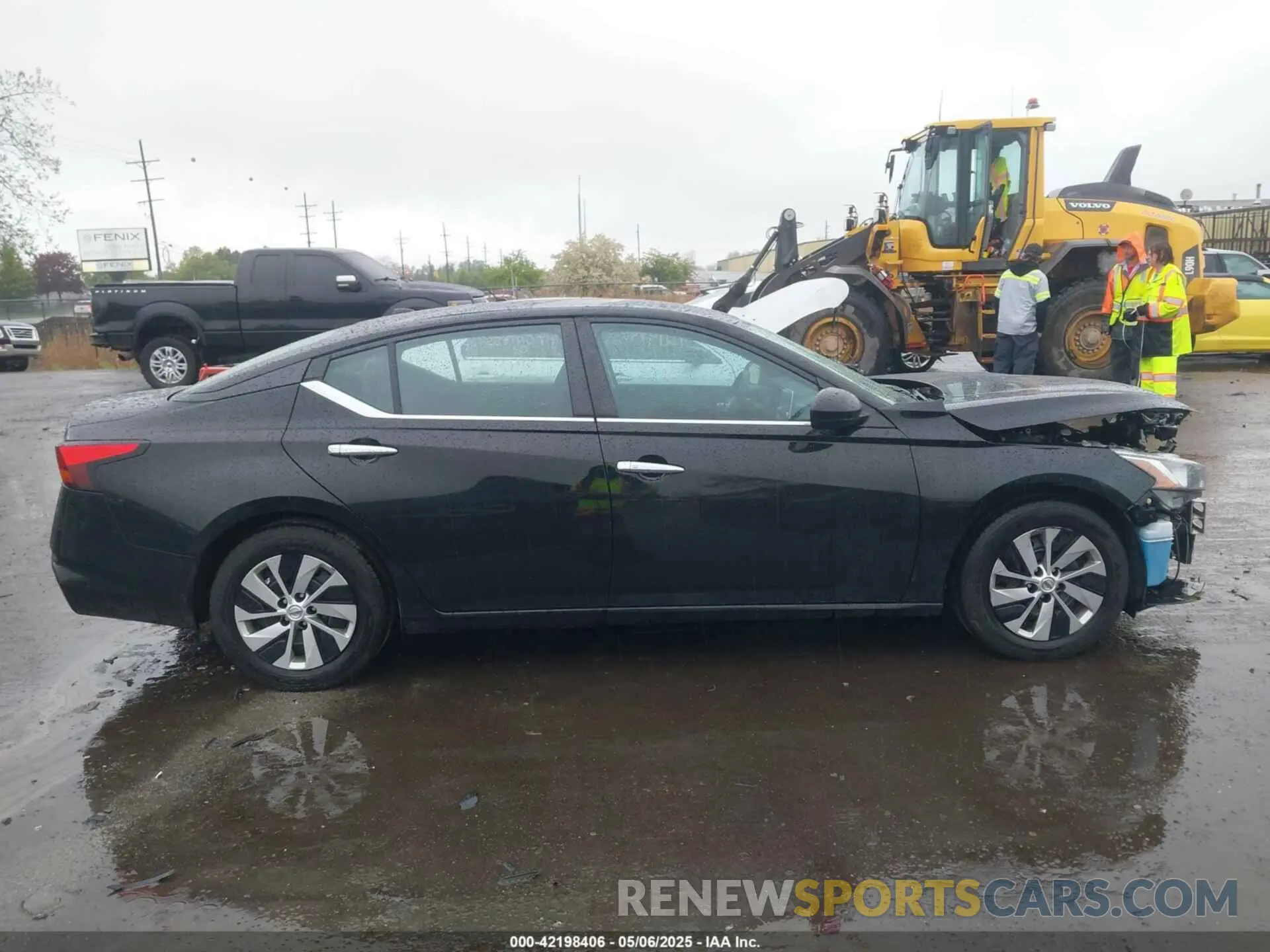13 Photograph of a damaged car 1N4BL4BV1LC195096 NISSAN ALTIMA 2020
