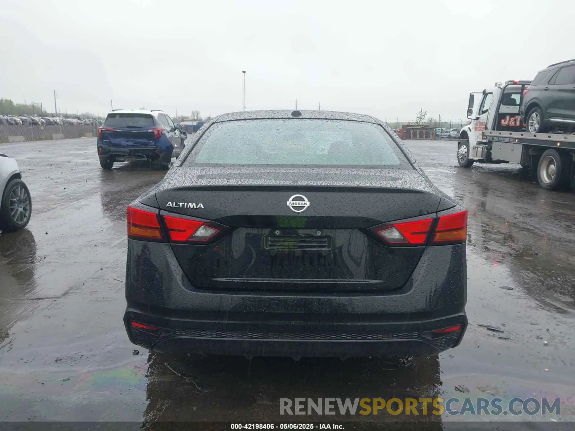 16 Photograph of a damaged car 1N4BL4BV1LC195096 NISSAN ALTIMA 2020