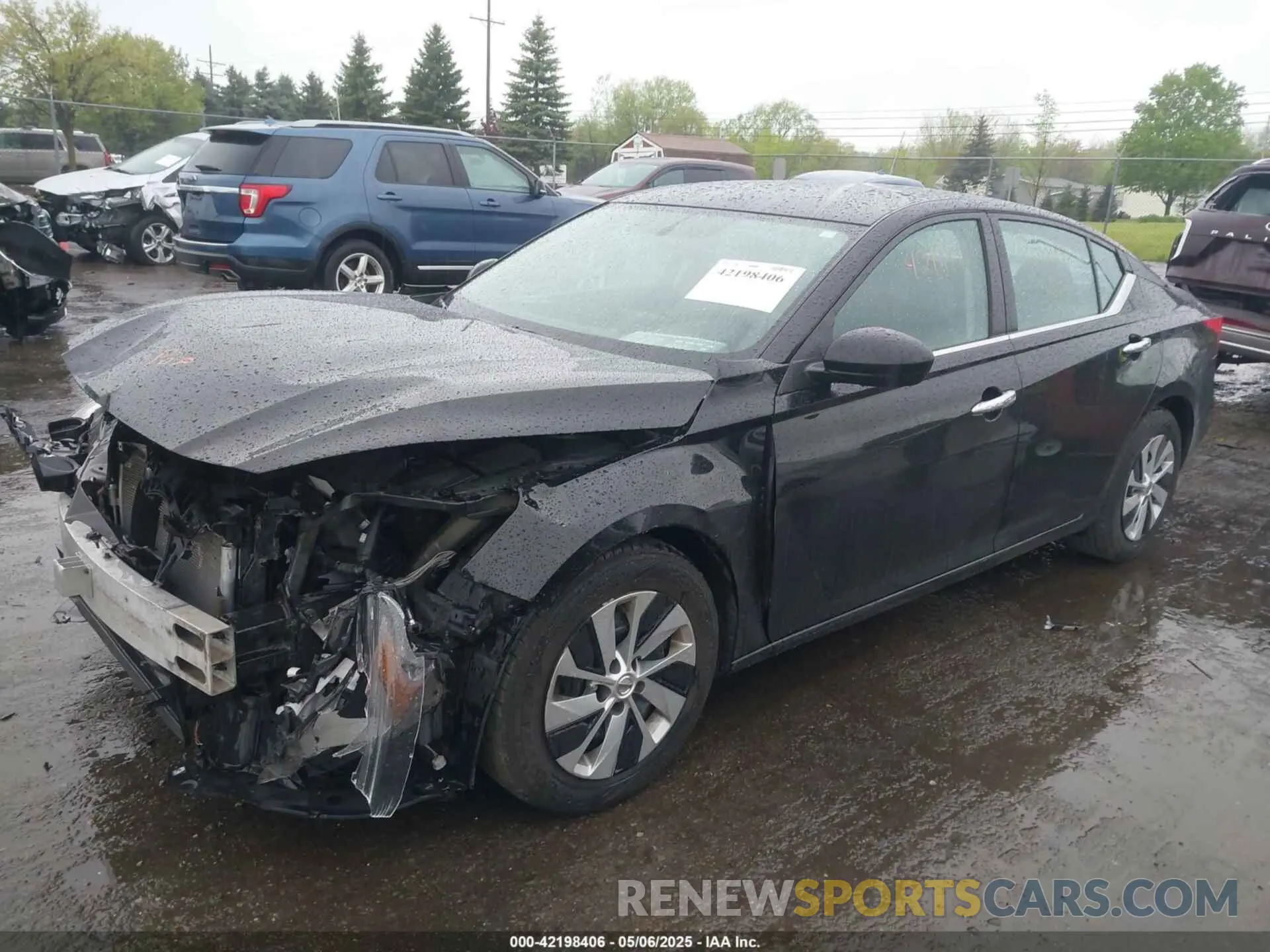 2 Photograph of a damaged car 1N4BL4BV1LC195096 NISSAN ALTIMA 2020