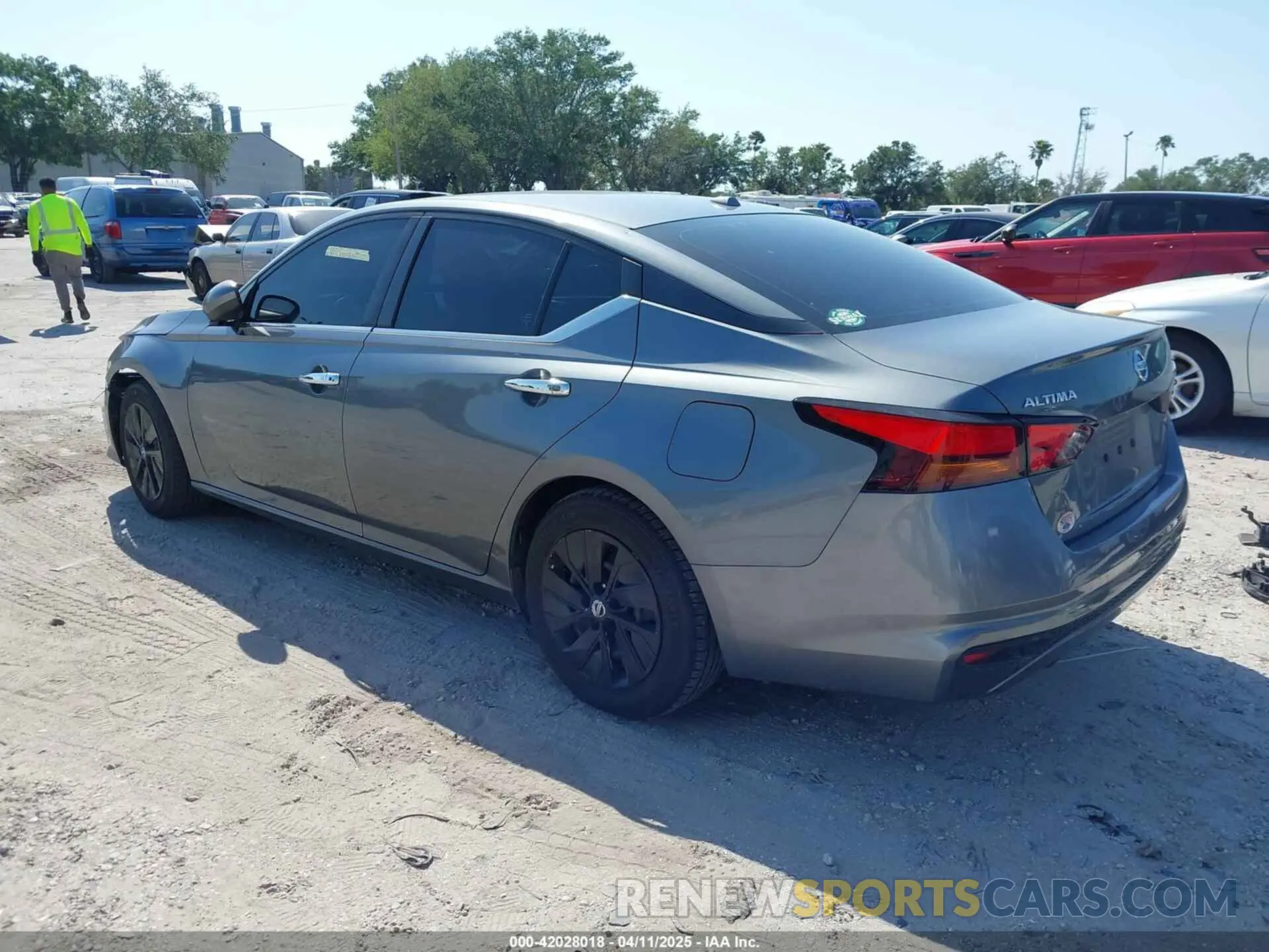 3 Photograph of a damaged car 1N4BL4BV1LC200006 NISSAN ALTIMA 2020