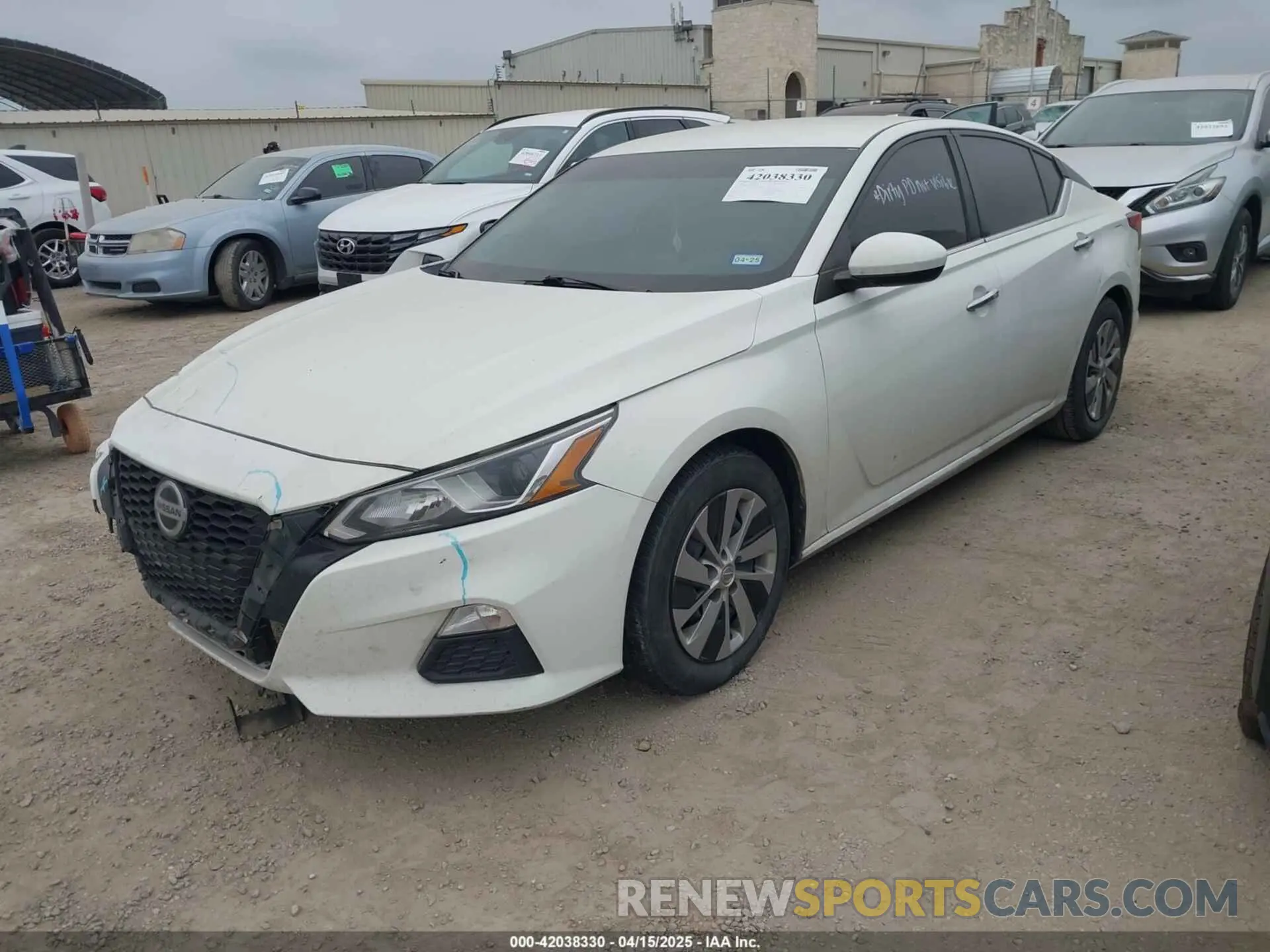 2 Photograph of a damaged car 1N4BL4BV1LC216268 NISSAN ALTIMA 2020