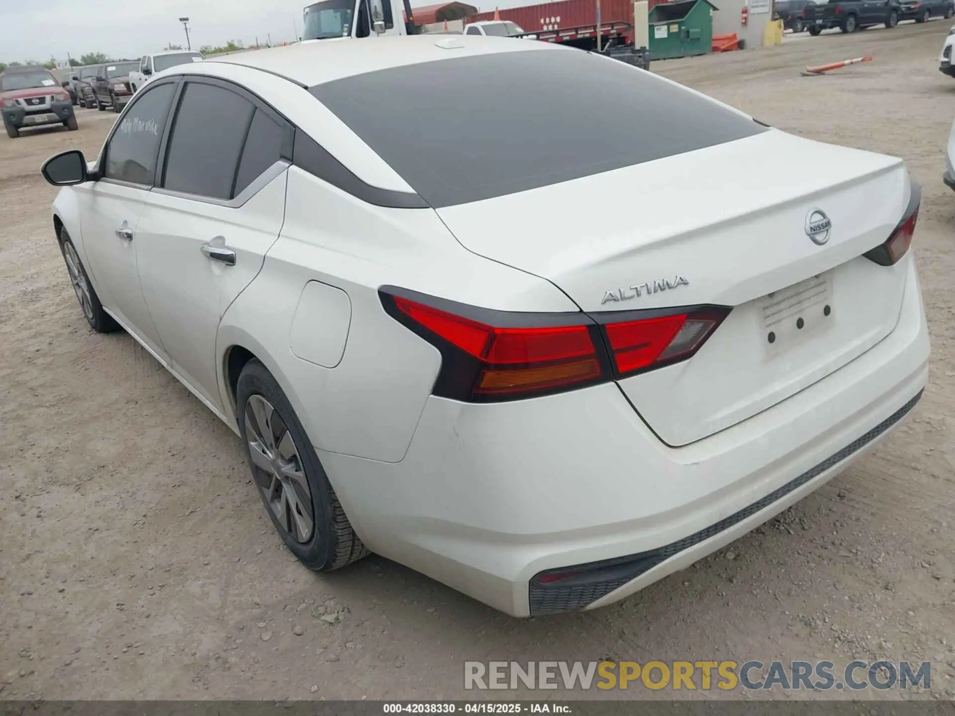 3 Photograph of a damaged car 1N4BL4BV1LC216268 NISSAN ALTIMA 2020