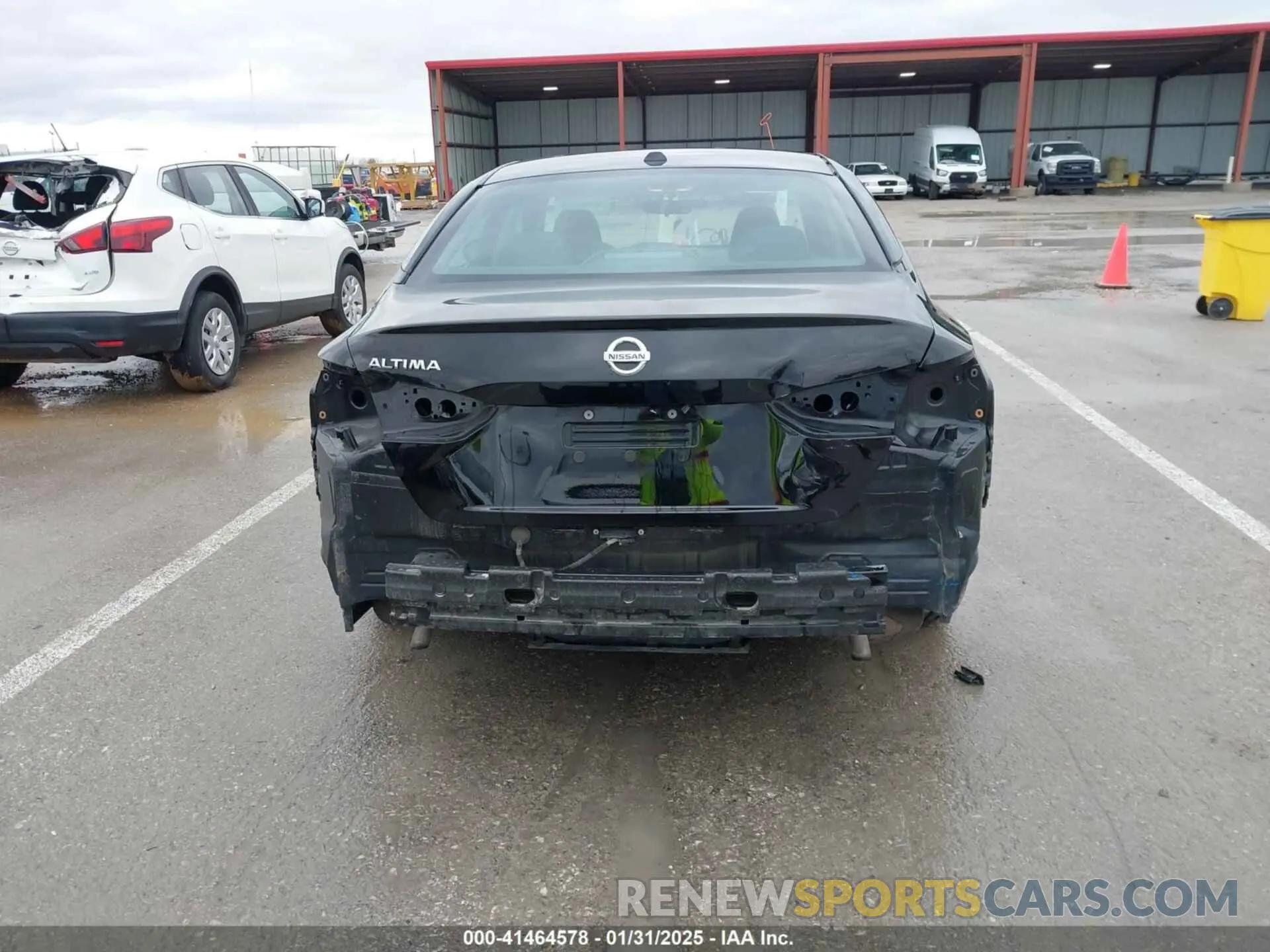 17 Photograph of a damaged car 1N4BL4BV1LC218148 NISSAN ALTIMA 2020
