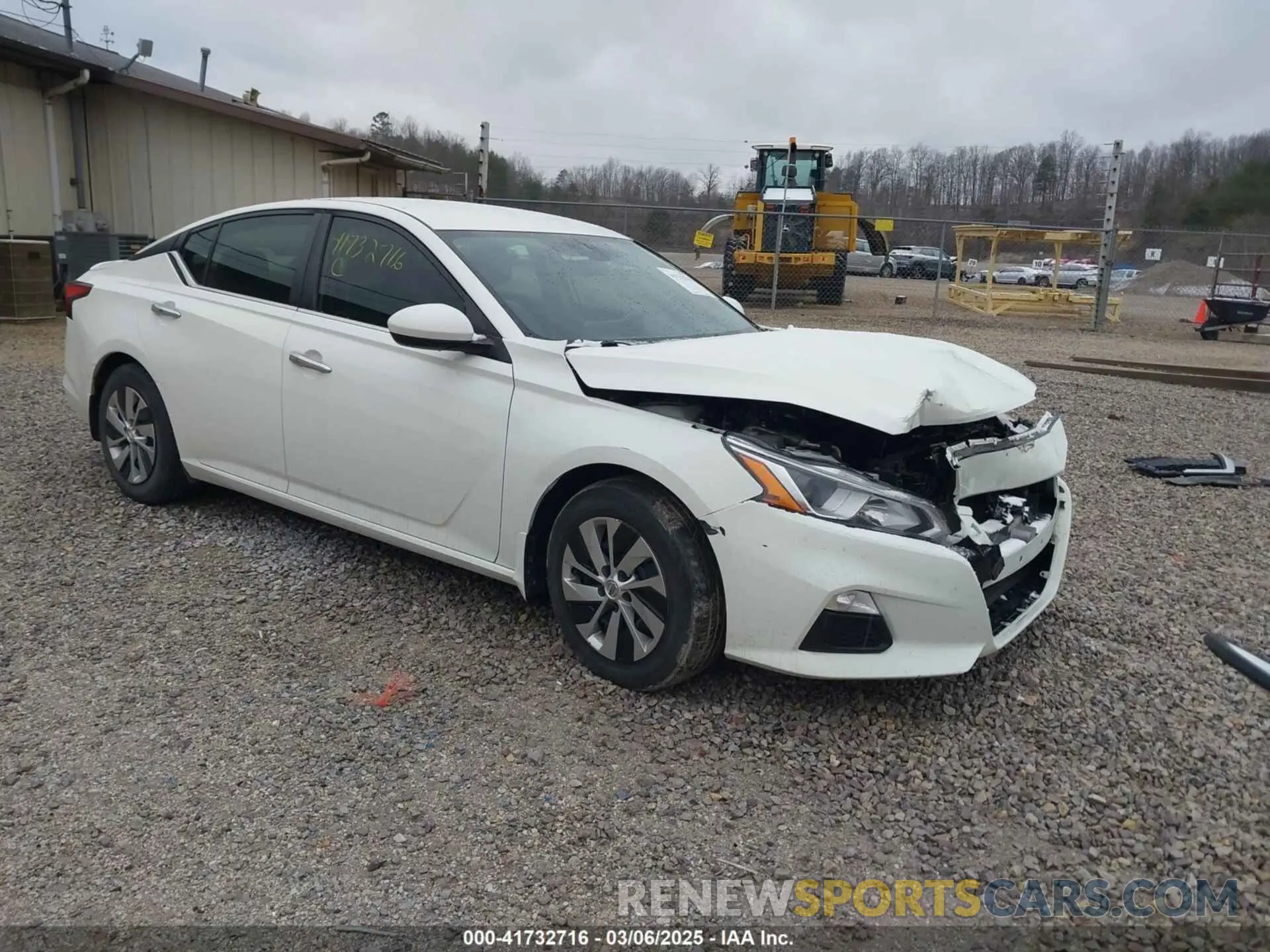 1 Photograph of a damaged car 1N4BL4BV1LC220921 NISSAN ALTIMA 2020