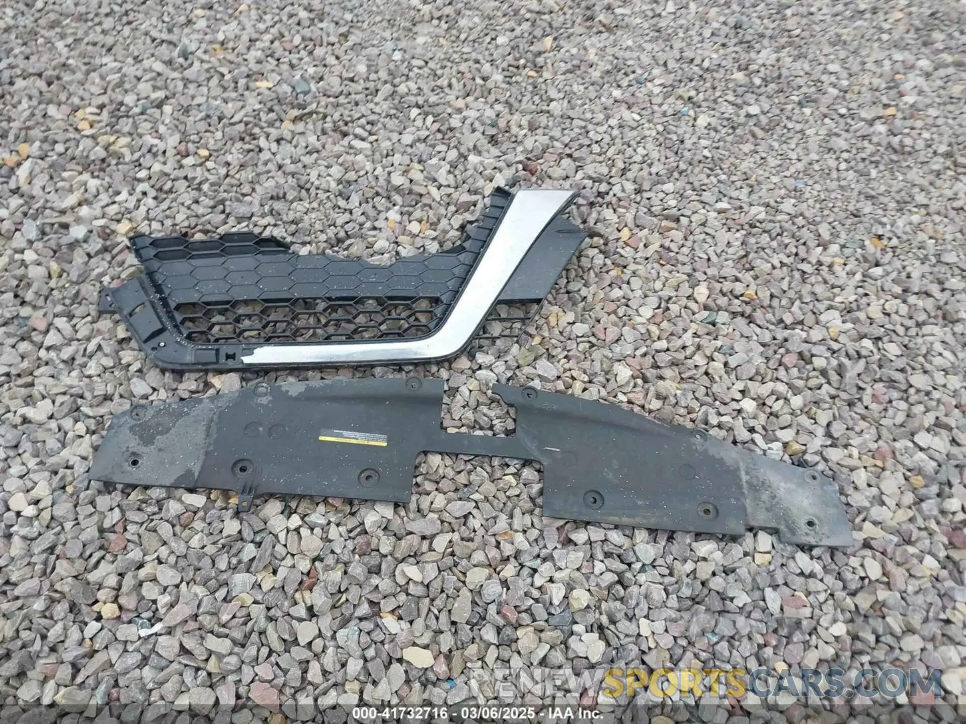 12 Photograph of a damaged car 1N4BL4BV1LC220921 NISSAN ALTIMA 2020