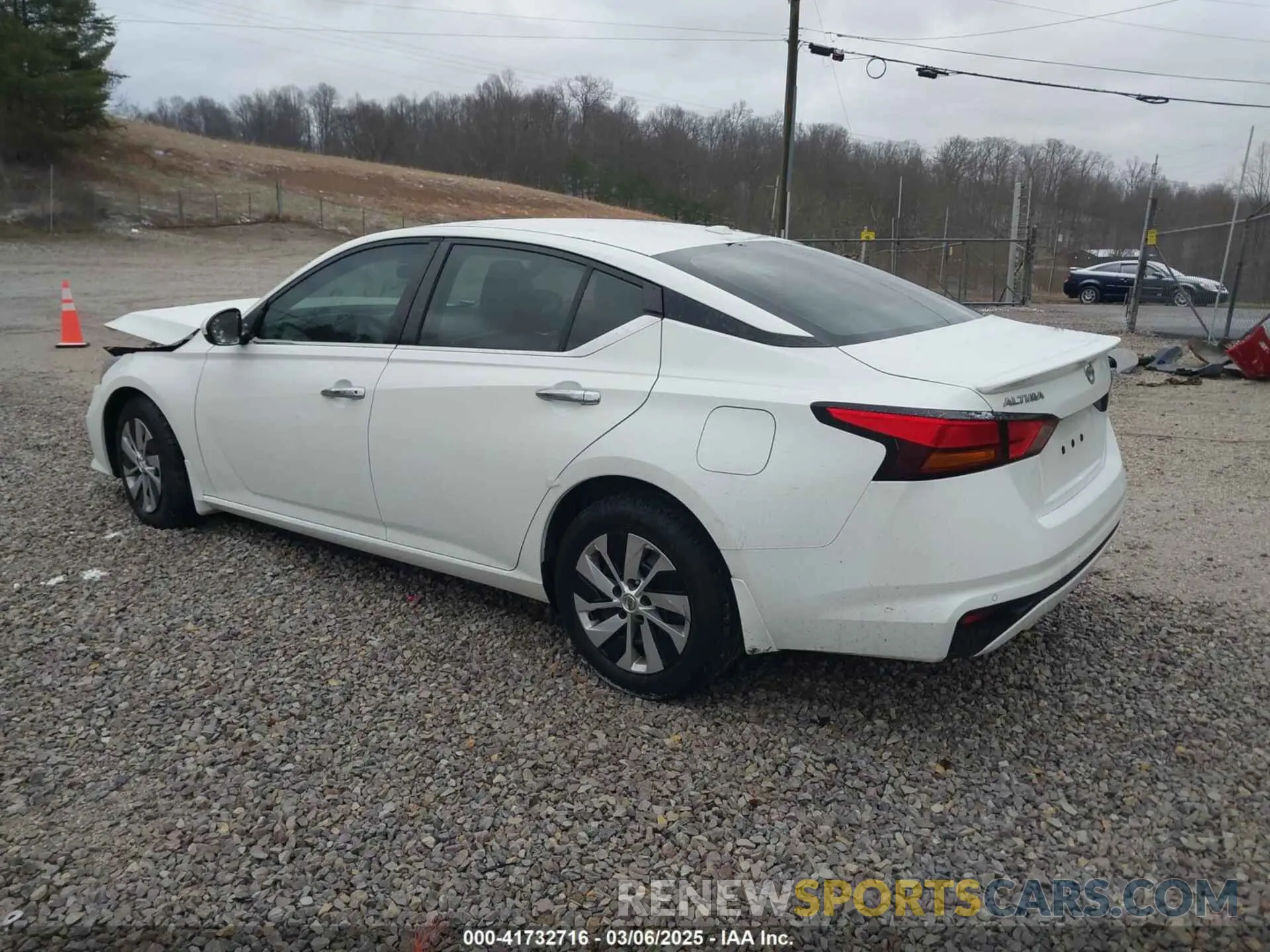 3 Photograph of a damaged car 1N4BL4BV1LC220921 NISSAN ALTIMA 2020