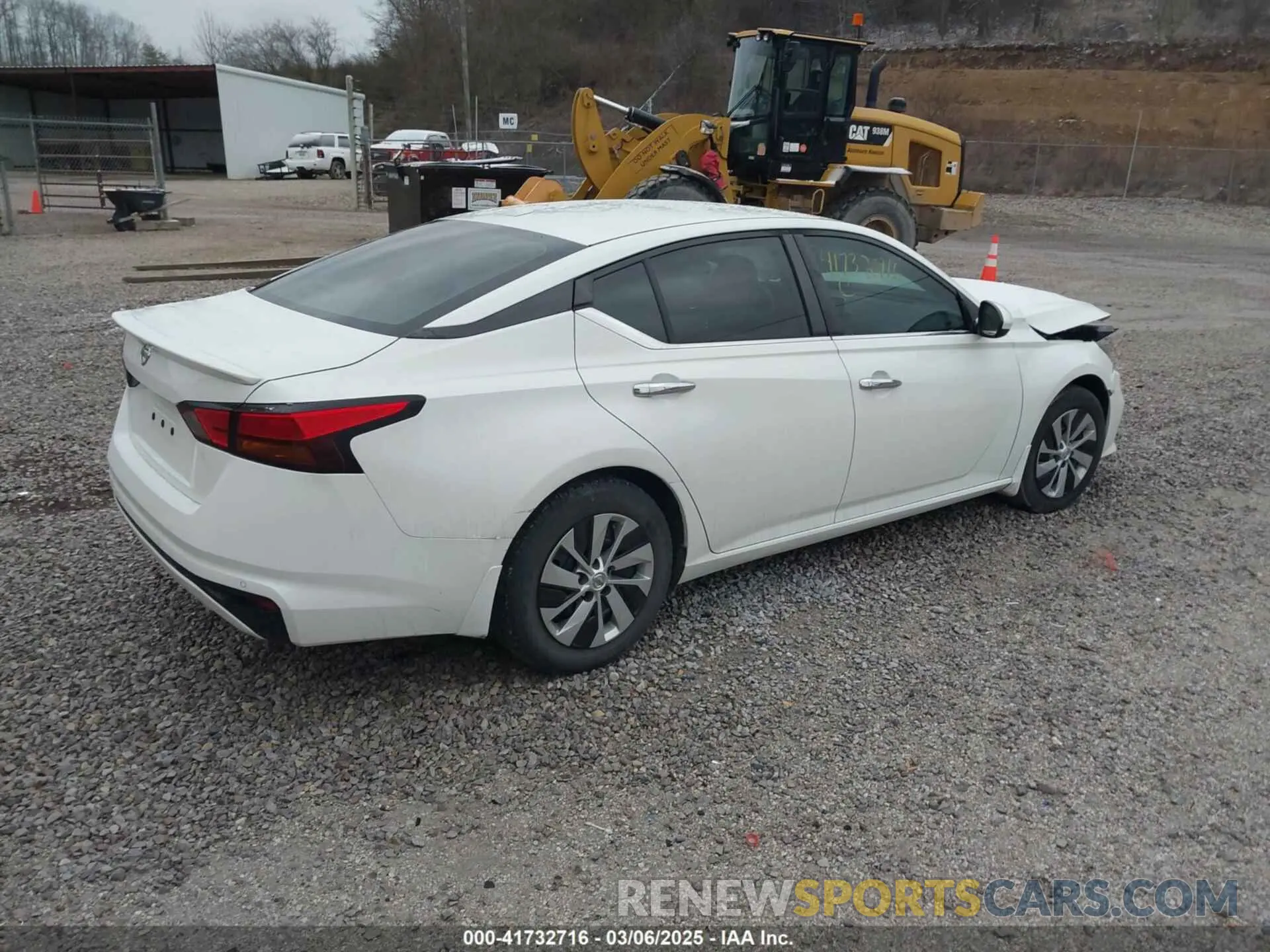 4 Photograph of a damaged car 1N4BL4BV1LC220921 NISSAN ALTIMA 2020