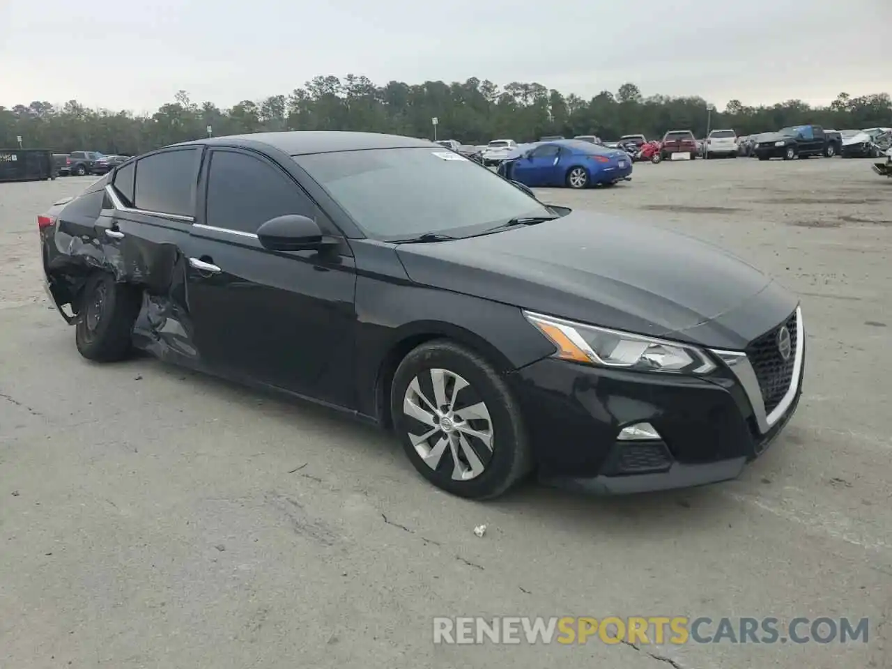 4 Photograph of a damaged car 1N4BL4BV1LC227626 NISSAN ALTIMA 2020