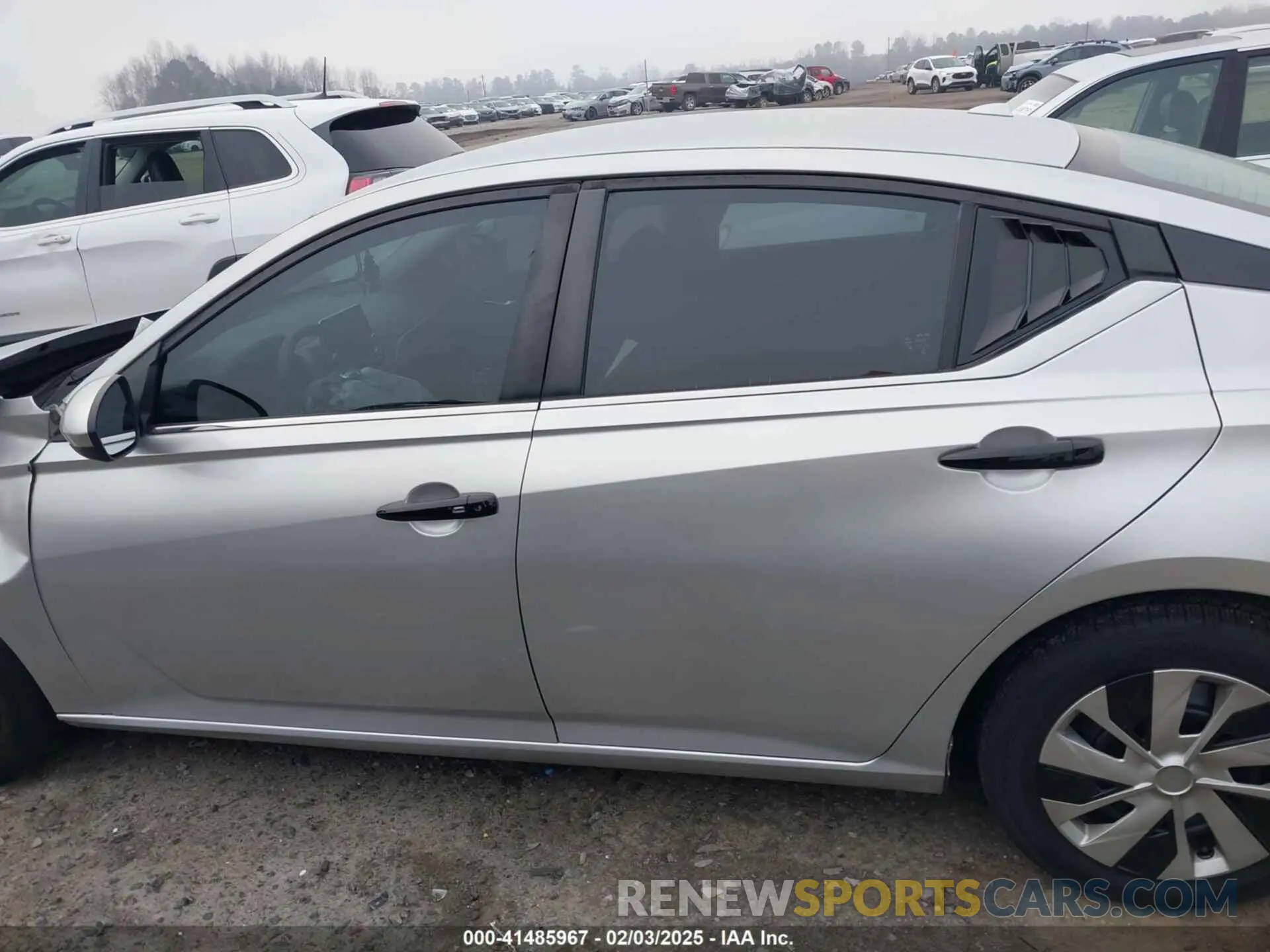 13 Photograph of a damaged car 1N4BL4BV1LC233734 NISSAN ALTIMA 2020