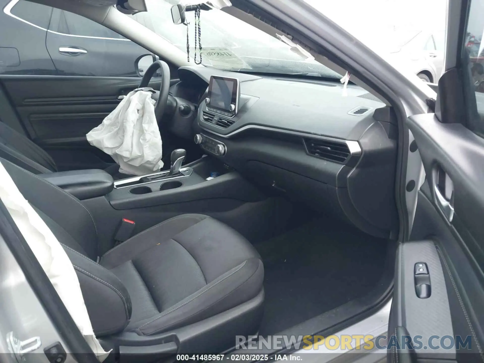 5 Photograph of a damaged car 1N4BL4BV1LC233734 NISSAN ALTIMA 2020