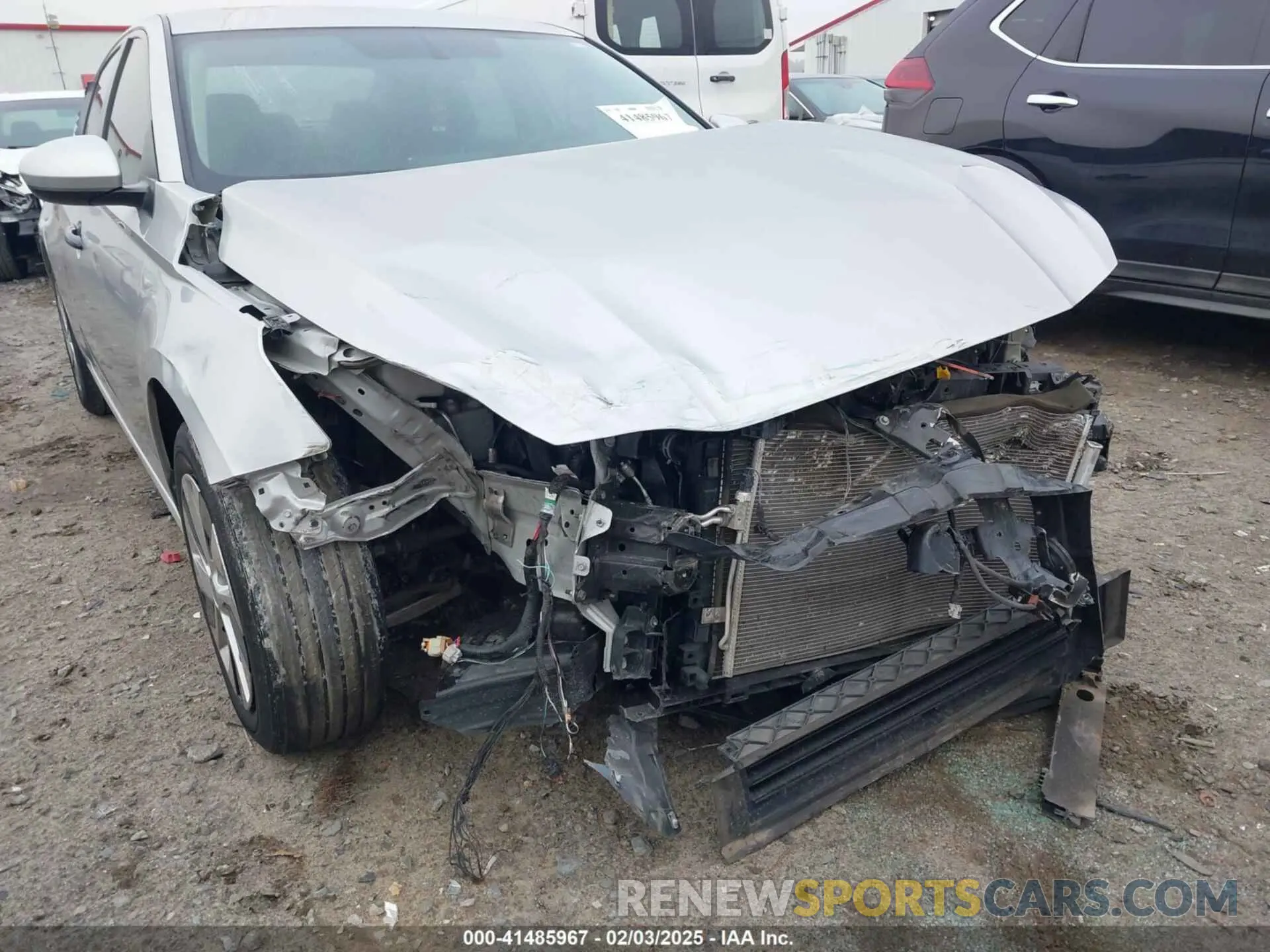 6 Photograph of a damaged car 1N4BL4BV1LC233734 NISSAN ALTIMA 2020