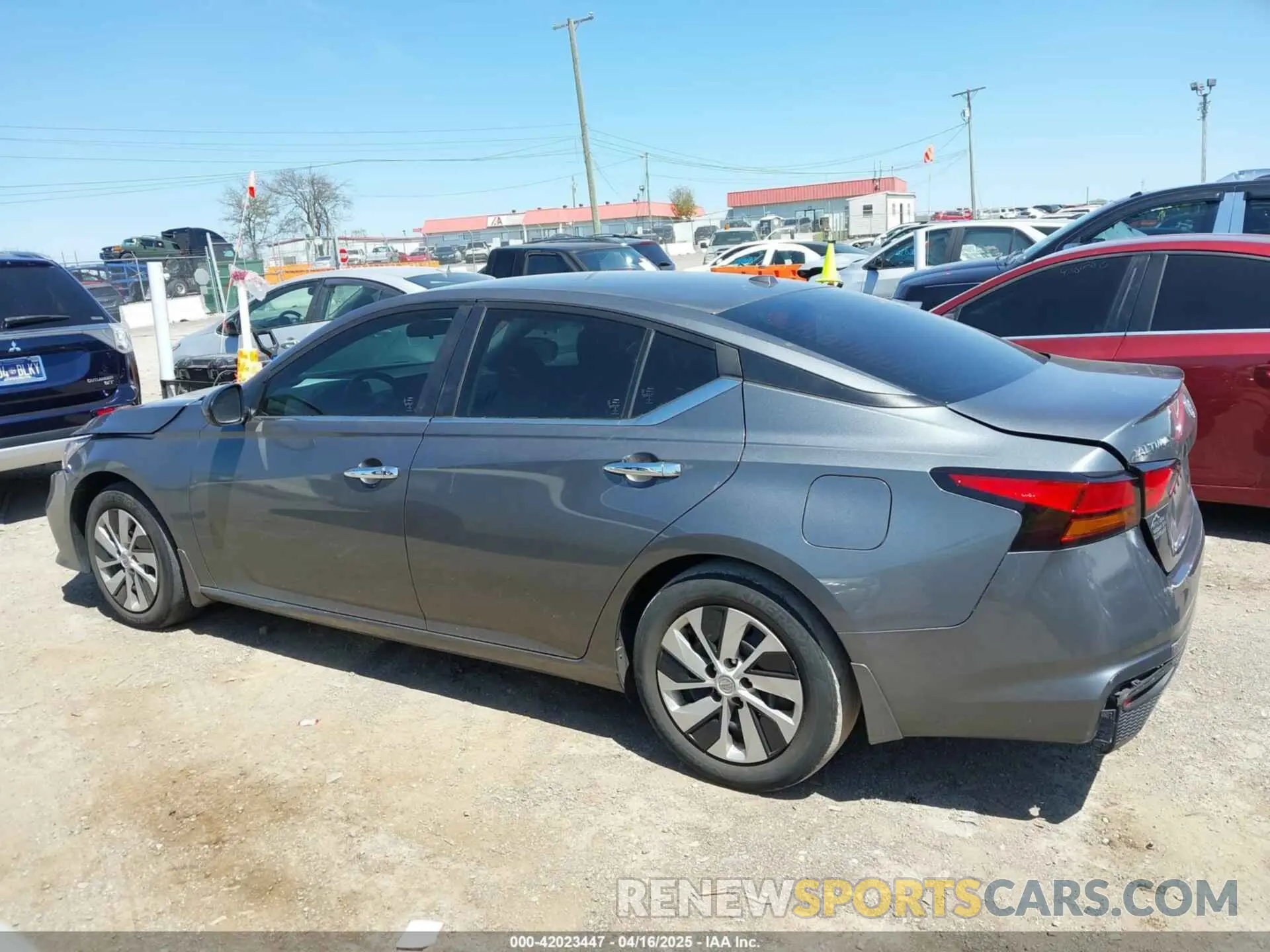 15 Photograph of a damaged car 1N4BL4BV1LC265499 NISSAN ALTIMA 2020