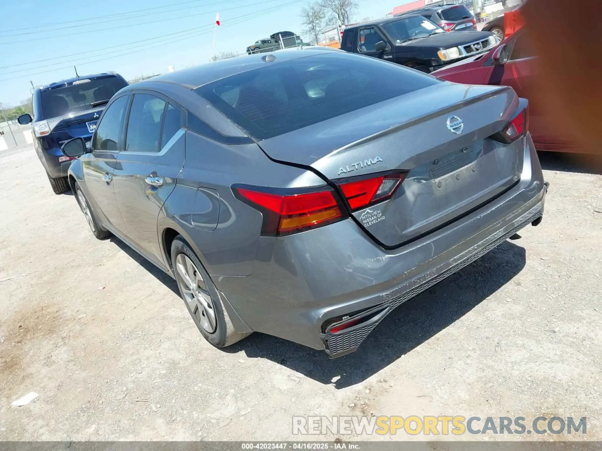 3 Photograph of a damaged car 1N4BL4BV1LC265499 NISSAN ALTIMA 2020