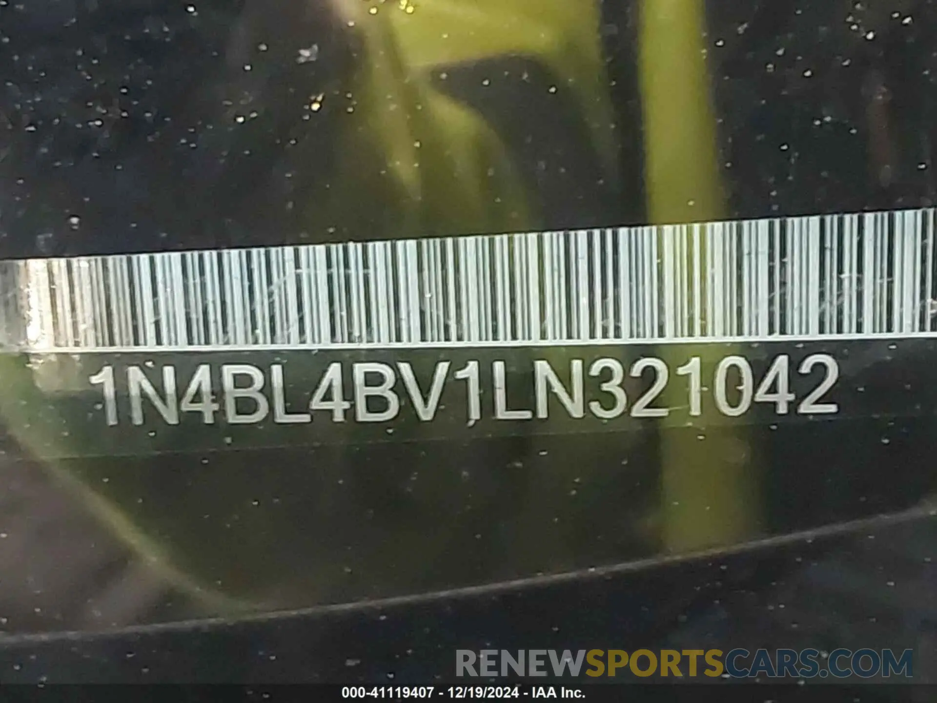 18 Photograph of a damaged car 1N4BL4BV1LN321042 NISSAN ALTIMA 2020