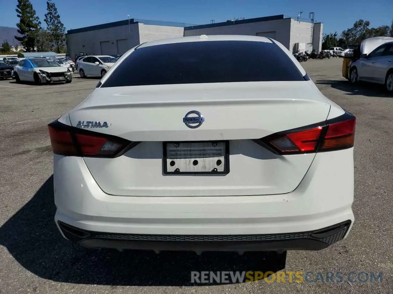 6 Photograph of a damaged car 1N4BL4BV2LC133237 NISSAN ALTIMA 2020