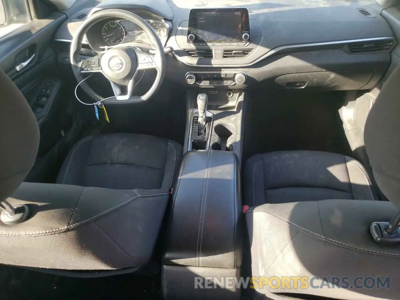8 Photograph of a damaged car 1N4BL4BV2LC143945 NISSAN ALTIMA 2020