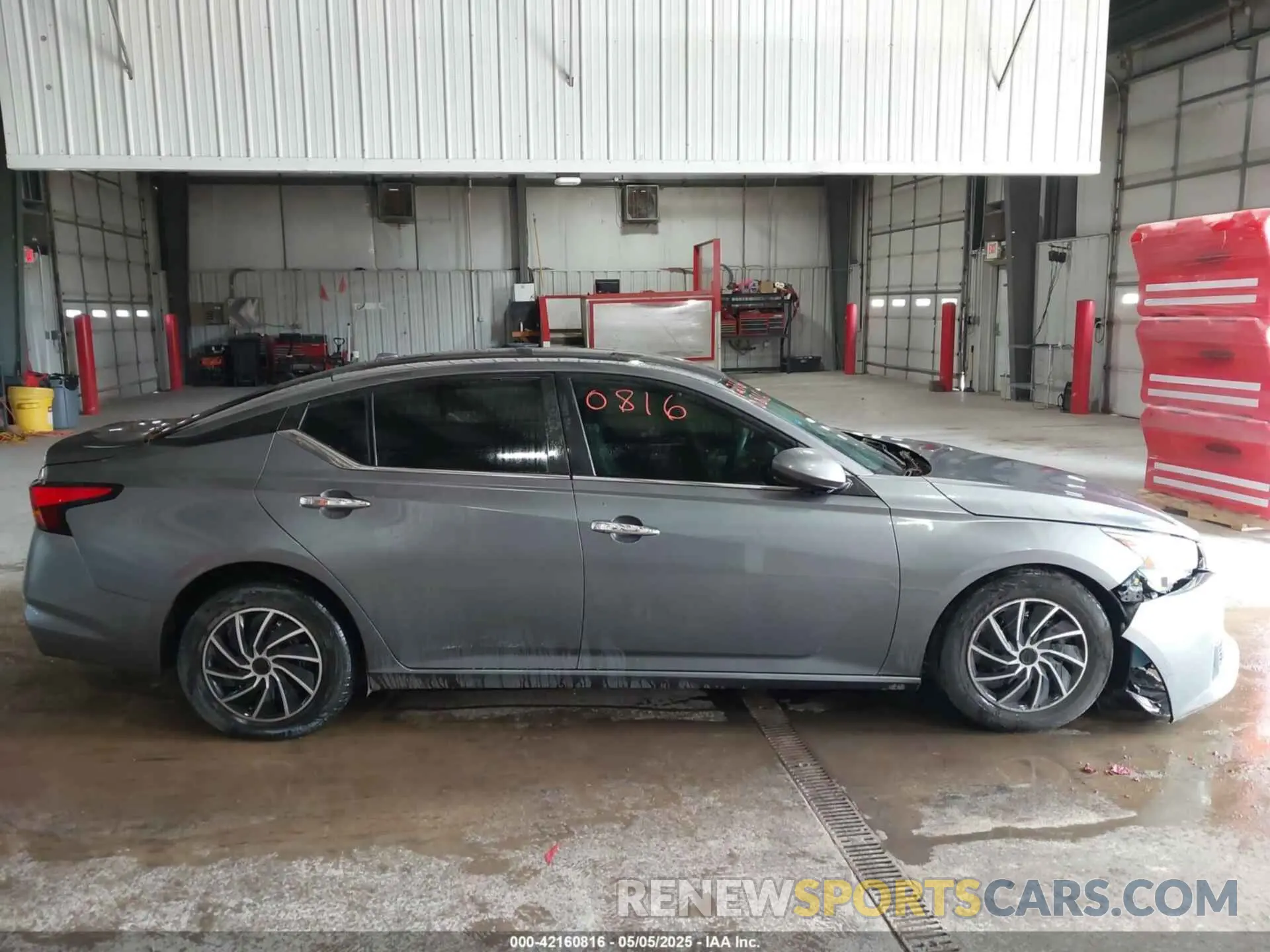 13 Photograph of a damaged car 1N4BL4BV2LC146487 NISSAN ALTIMA 2020