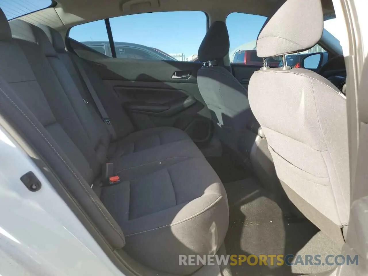 11 Photograph of a damaged car 1N4BL4BV2LC189145 NISSAN ALTIMA 2020