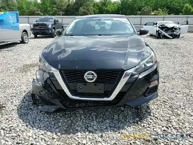 13 Photograph of a damaged car 1N4BL4BV2LC211158 NISSAN ALTIMA 2020