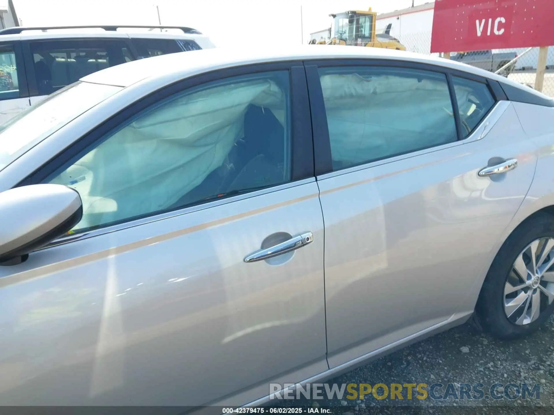 15 Photograph of a damaged car 1N4BL4BV2LC211354 NISSAN ALTIMA 2020