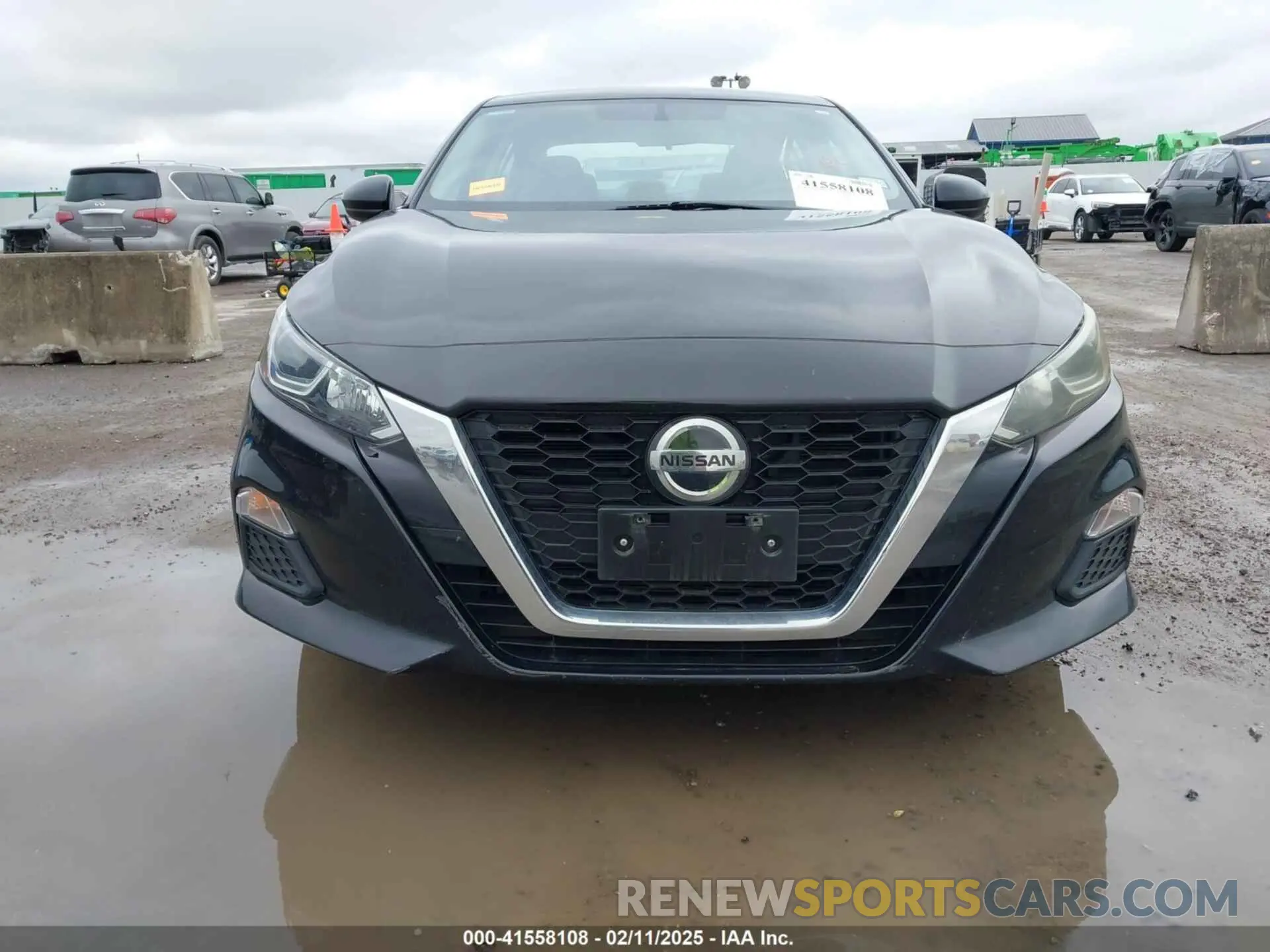12 Photograph of a damaged car 1N4BL4BV2LC237341 NISSAN ALTIMA 2020