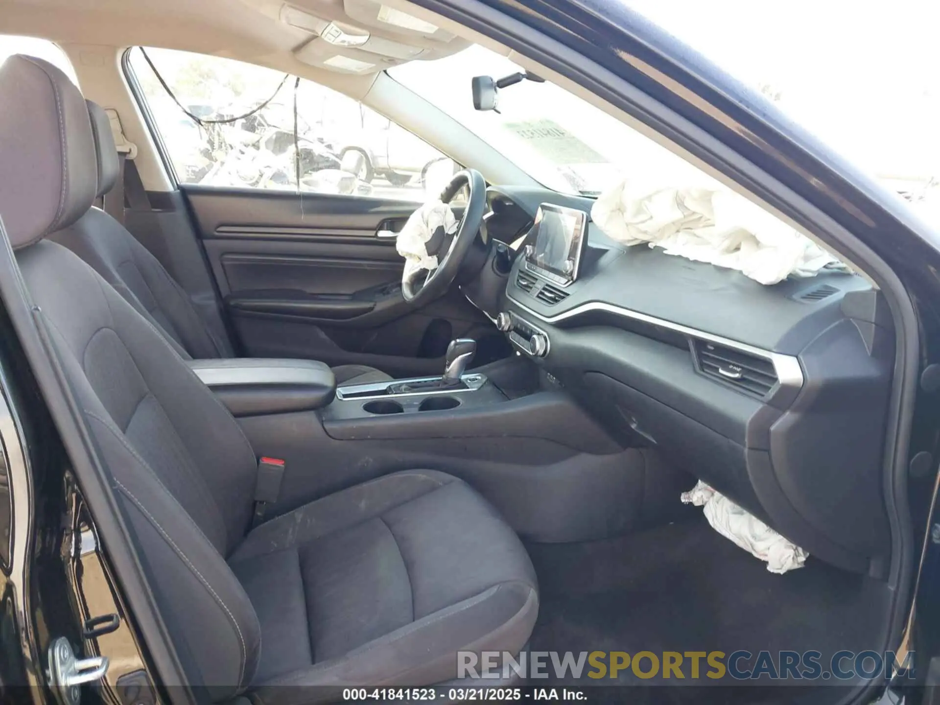 5 Photograph of a damaged car 1N4BL4BV2LC242555 NISSAN ALTIMA 2020