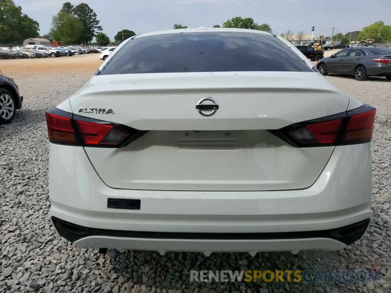 6 Photograph of a damaged car 1N4BL4BV2LC250557 NISSAN ALTIMA 2020