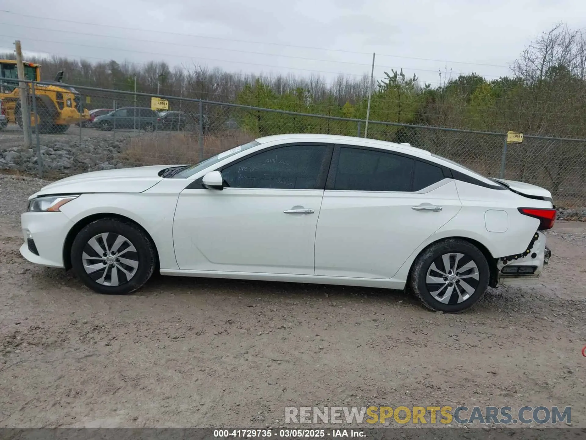 14 Photograph of a damaged car 1N4BL4BV2LC252583 NISSAN ALTIMA 2020