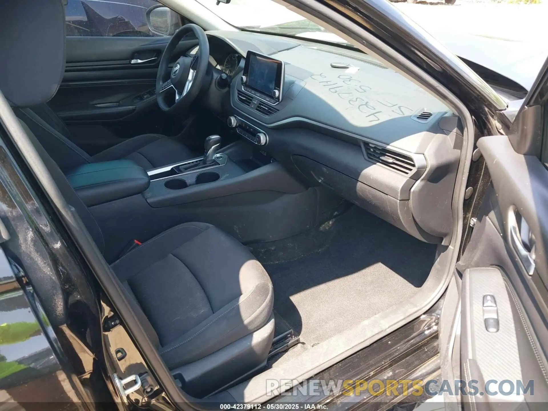 5 Photograph of a damaged car 1N4BL4BV2LC255743 NISSAN ALTIMA 2020