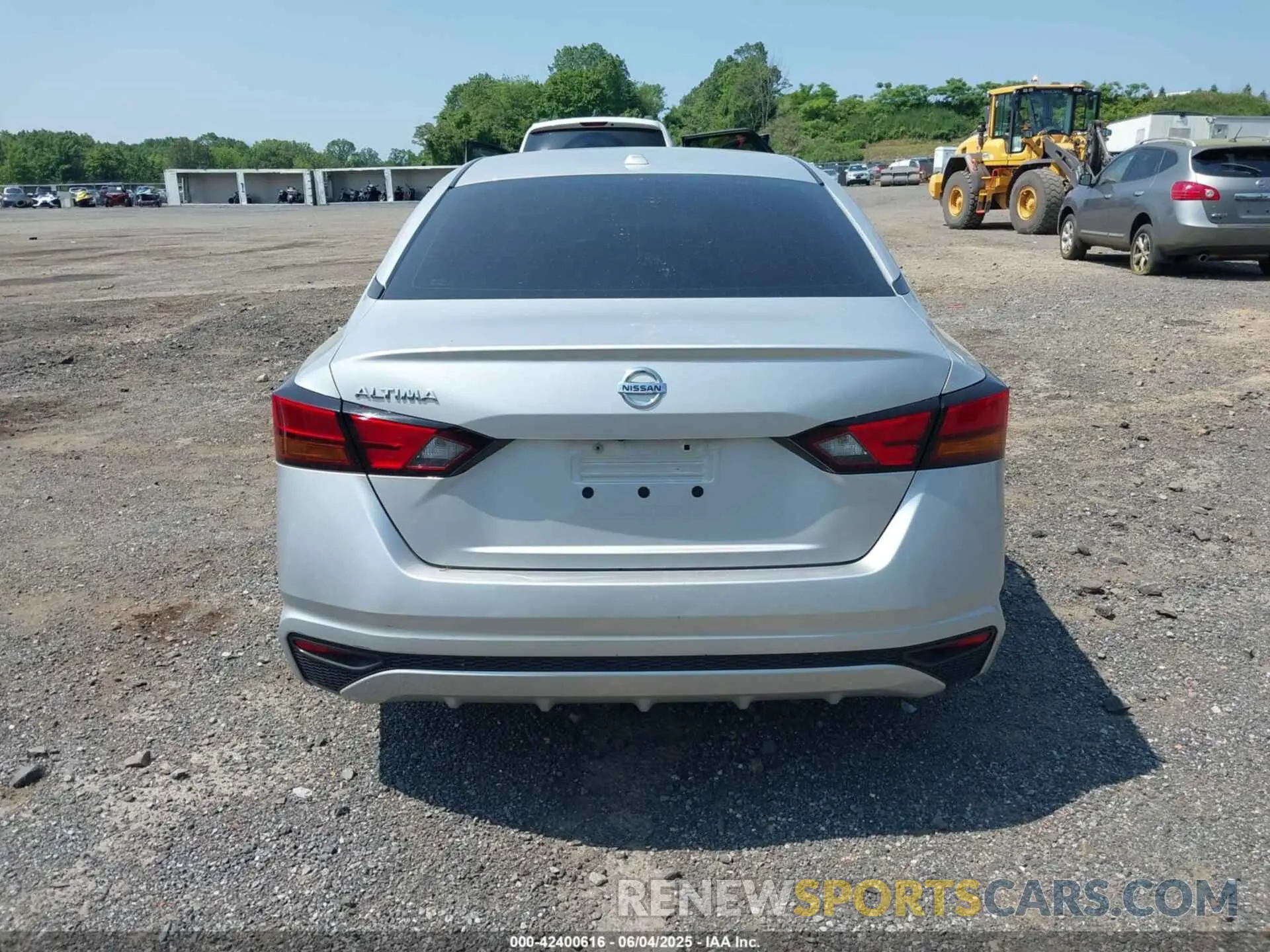 16 Photograph of a damaged car 1N4BL4BV2LC259128 NISSAN ALTIMA 2020