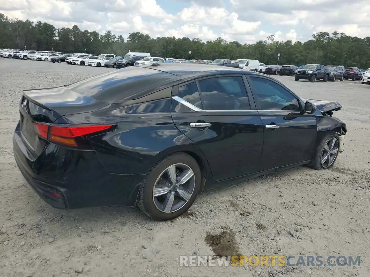 3 Photograph of a damaged car 1N4BL4BV2LC272509 NISSAN ALTIMA 2020