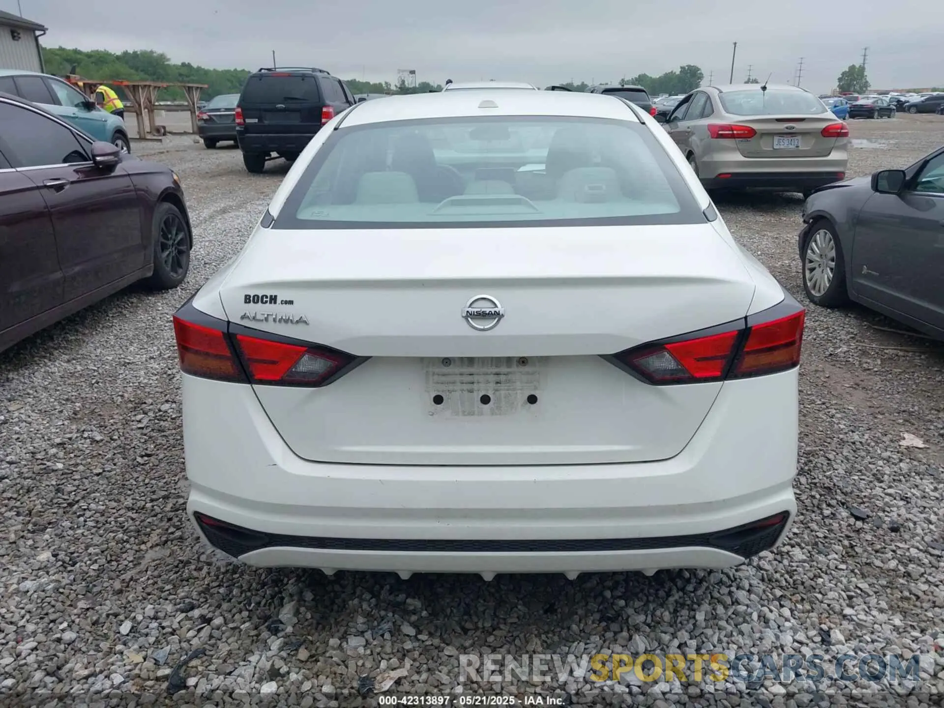 16 Photograph of a damaged car 1N4BL4BV2LC275121 NISSAN ALTIMA 2020
