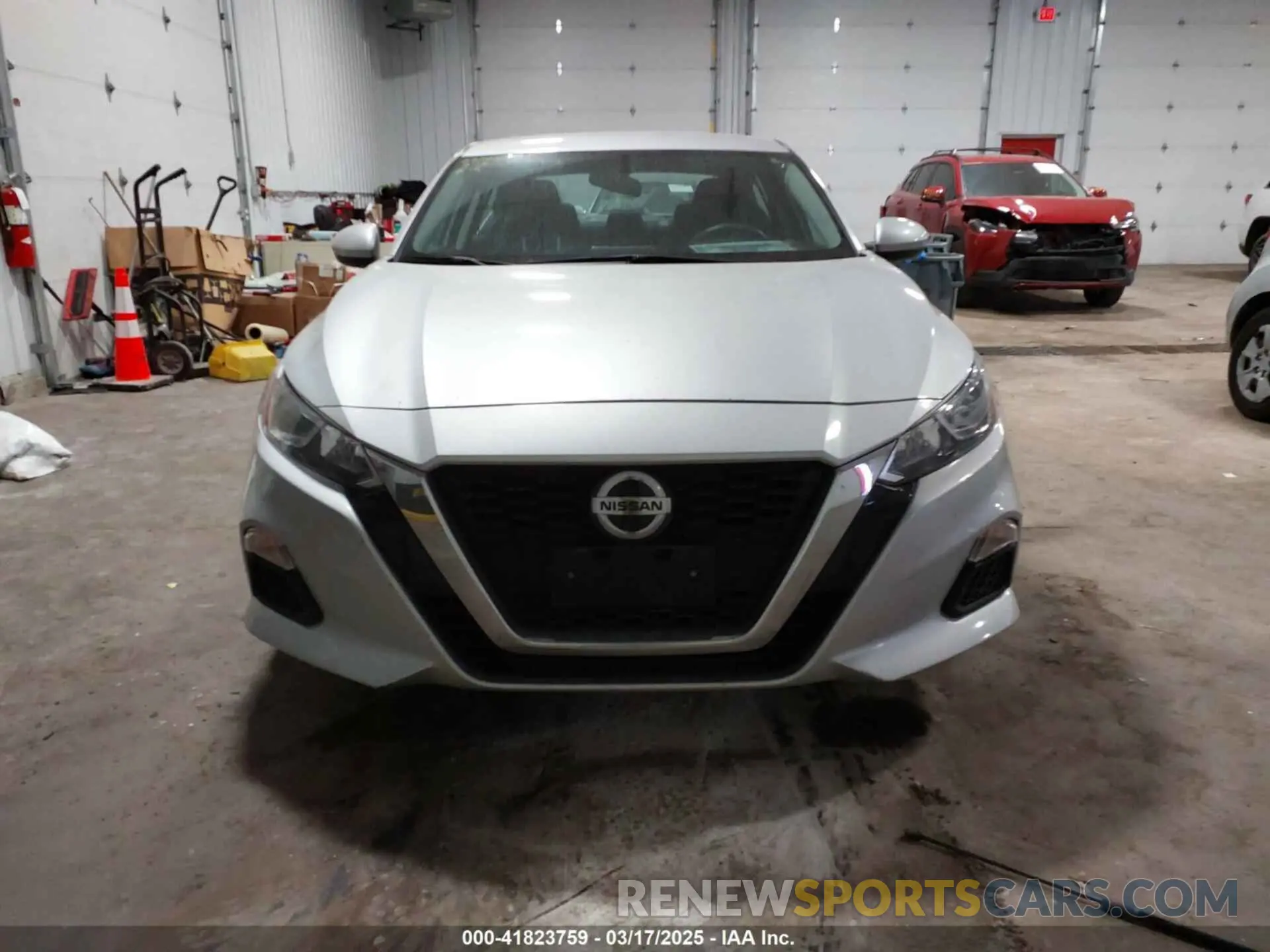12 Photograph of a damaged car 1N4BL4BV2LC283705 NISSAN ALTIMA 2020