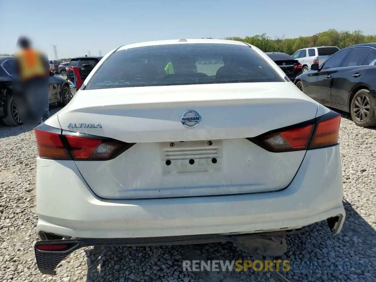 6 Photograph of a damaged car 1N4BL4BV2LN306615 NISSAN ALTIMA 2020
