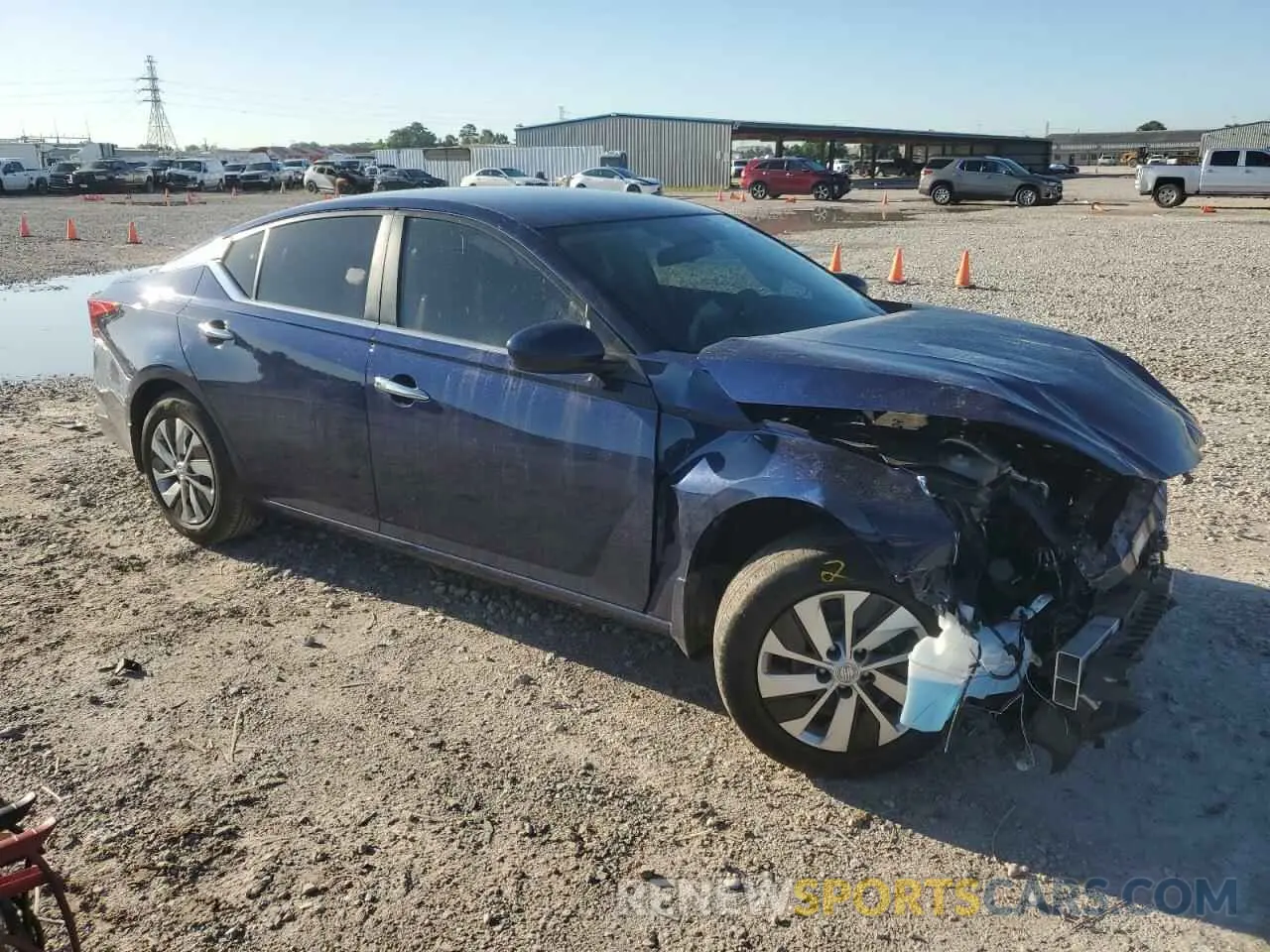 4 Photograph of a damaged car 1N4BL4BV2LN312382 NISSAN ALTIMA 2020