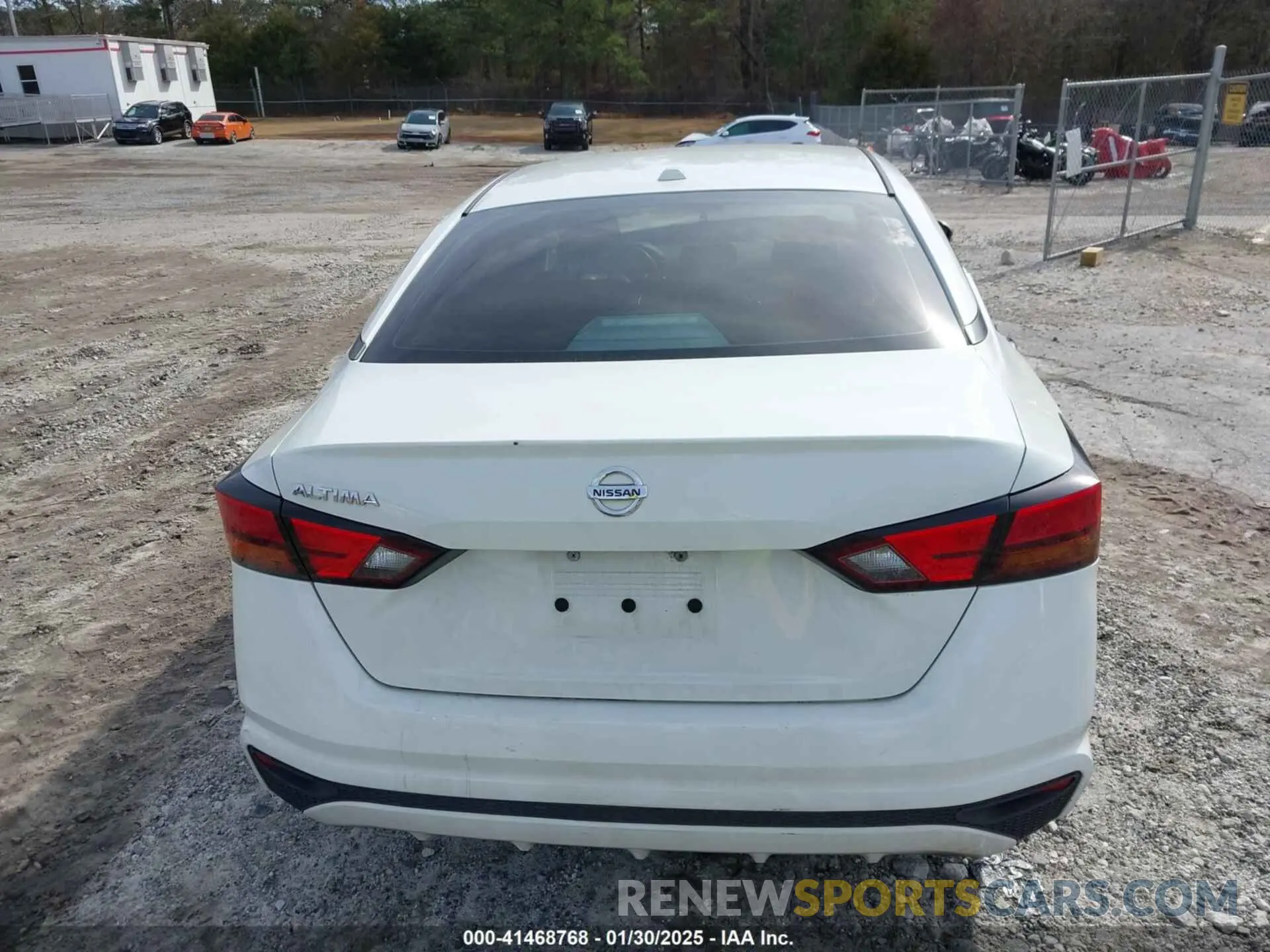 16 Photograph of a damaged car 1N4BL4BV2LN313211 NISSAN ALTIMA 2020