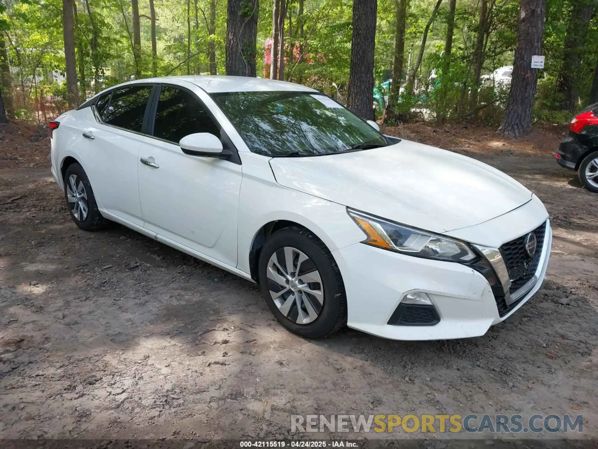 1 Photograph of a damaged car 1N4BL4BV3LC120481 NISSAN ALTIMA 2020