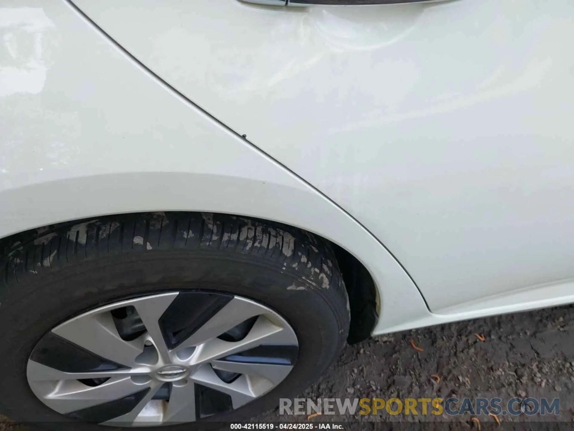 6 Photograph of a damaged car 1N4BL4BV3LC120481 NISSAN ALTIMA 2020