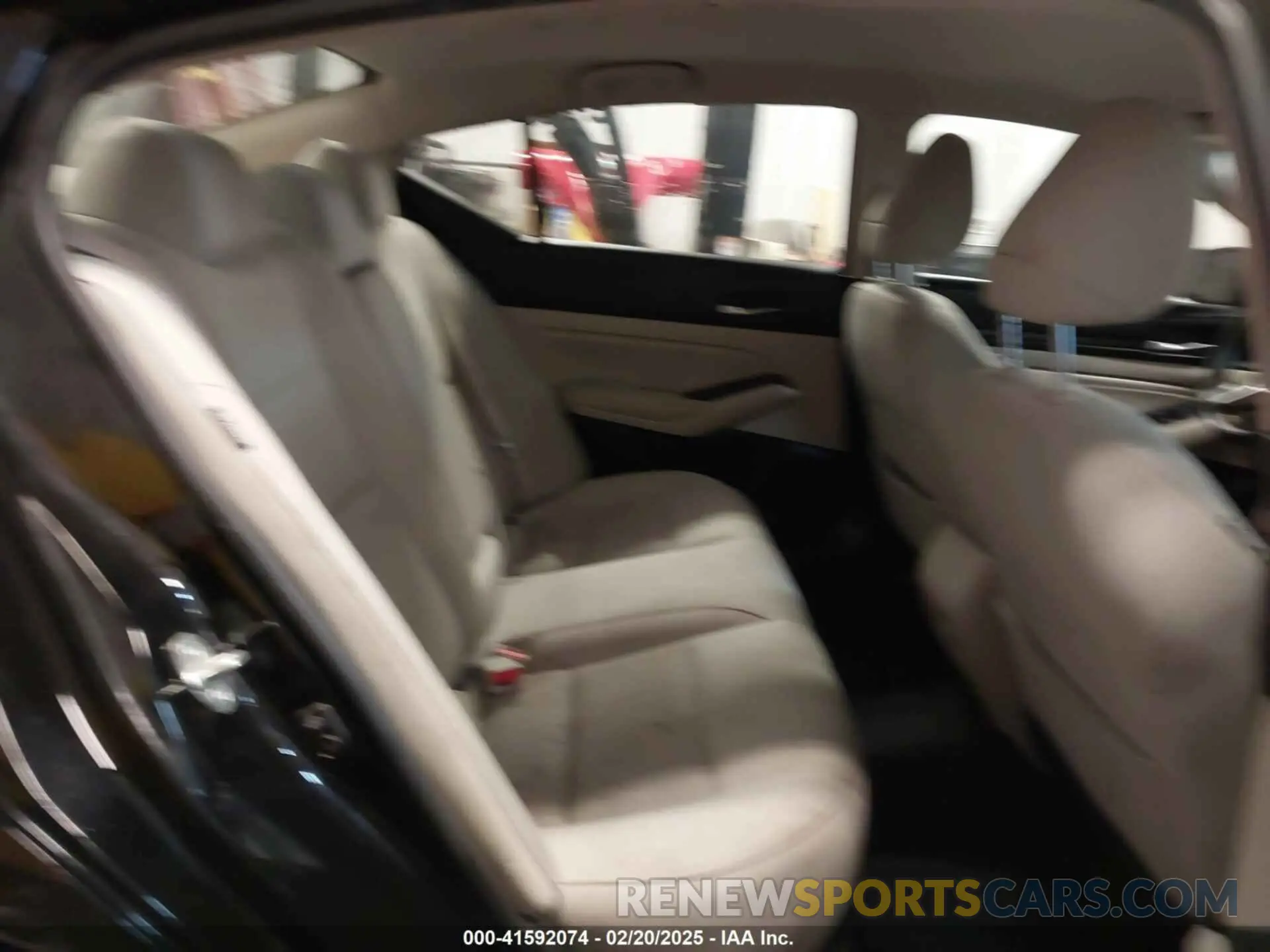 8 Photograph of a damaged car 1N4BL4BV3LC123851 NISSAN ALTIMA 2020