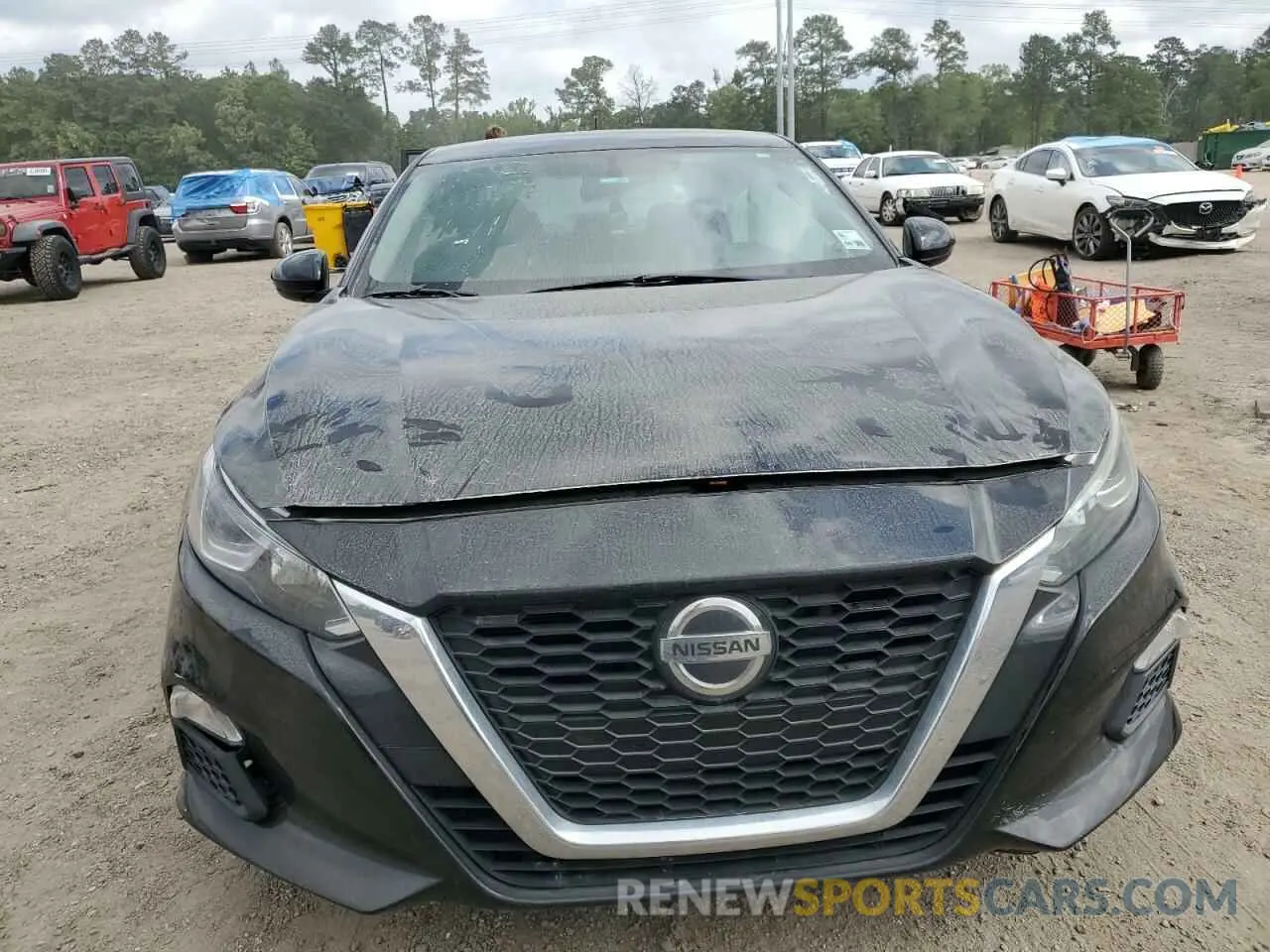5 Photograph of a damaged car 1N4BL4BV3LC129360 NISSAN ALTIMA 2020