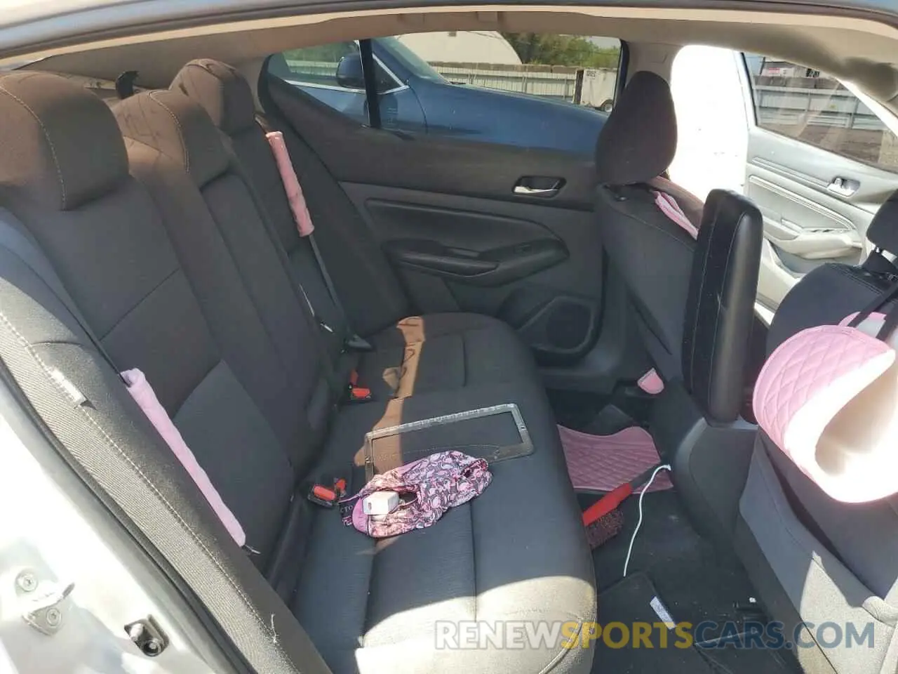 10 Photograph of a damaged car 1N4BL4BV3LC134638 NISSAN ALTIMA 2020
