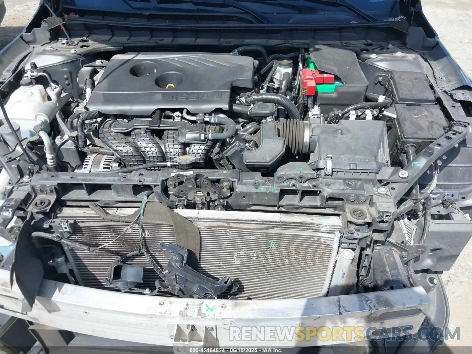 10 Photograph of a damaged car 1N4BL4BV3LC136941 NISSAN ALTIMA 2020