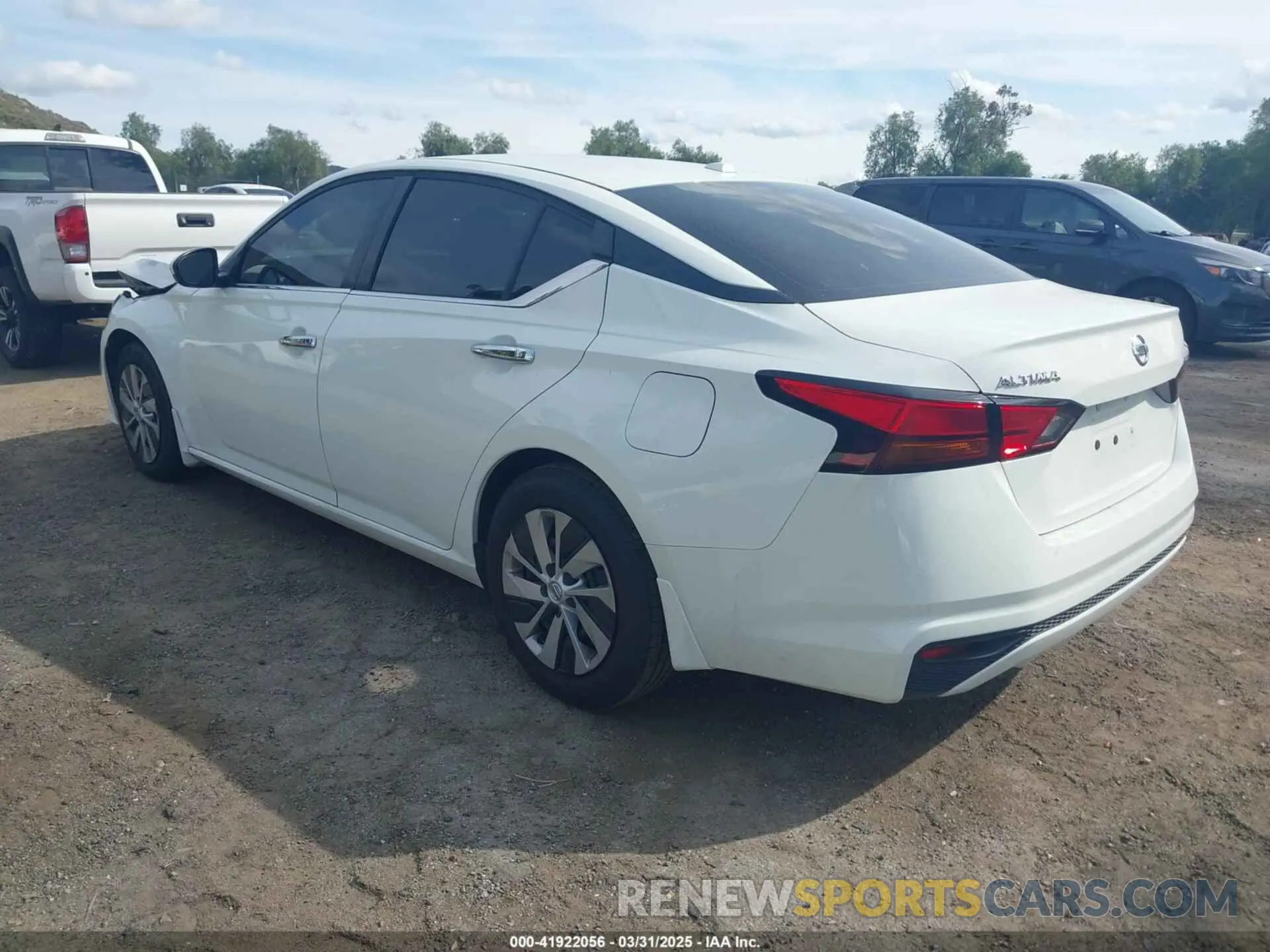 3 Photograph of a damaged car 1N4BL4BV3LC141251 NISSAN ALTIMA 2020