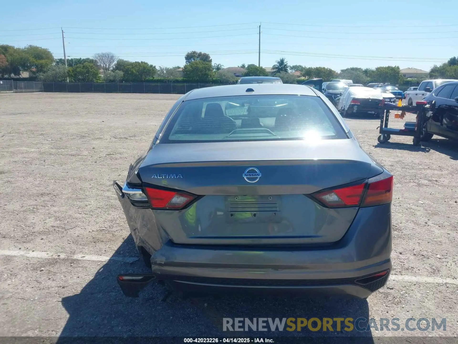 16 Photograph of a damaged car 1N4BL4BV3LC149088 NISSAN ALTIMA 2020