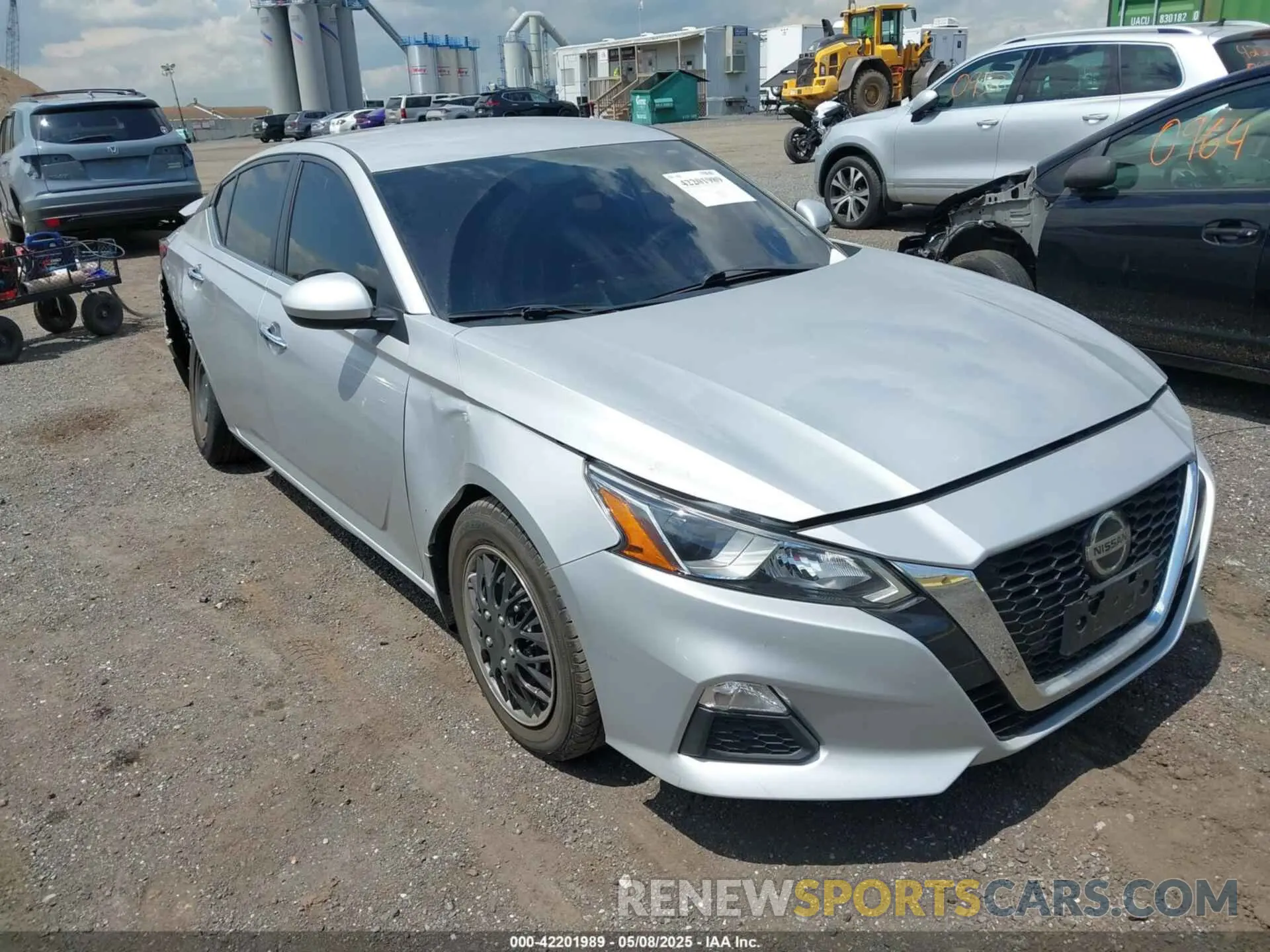 1 Photograph of a damaged car 1N4BL4BV3LC166005 NISSAN ALTIMA 2020