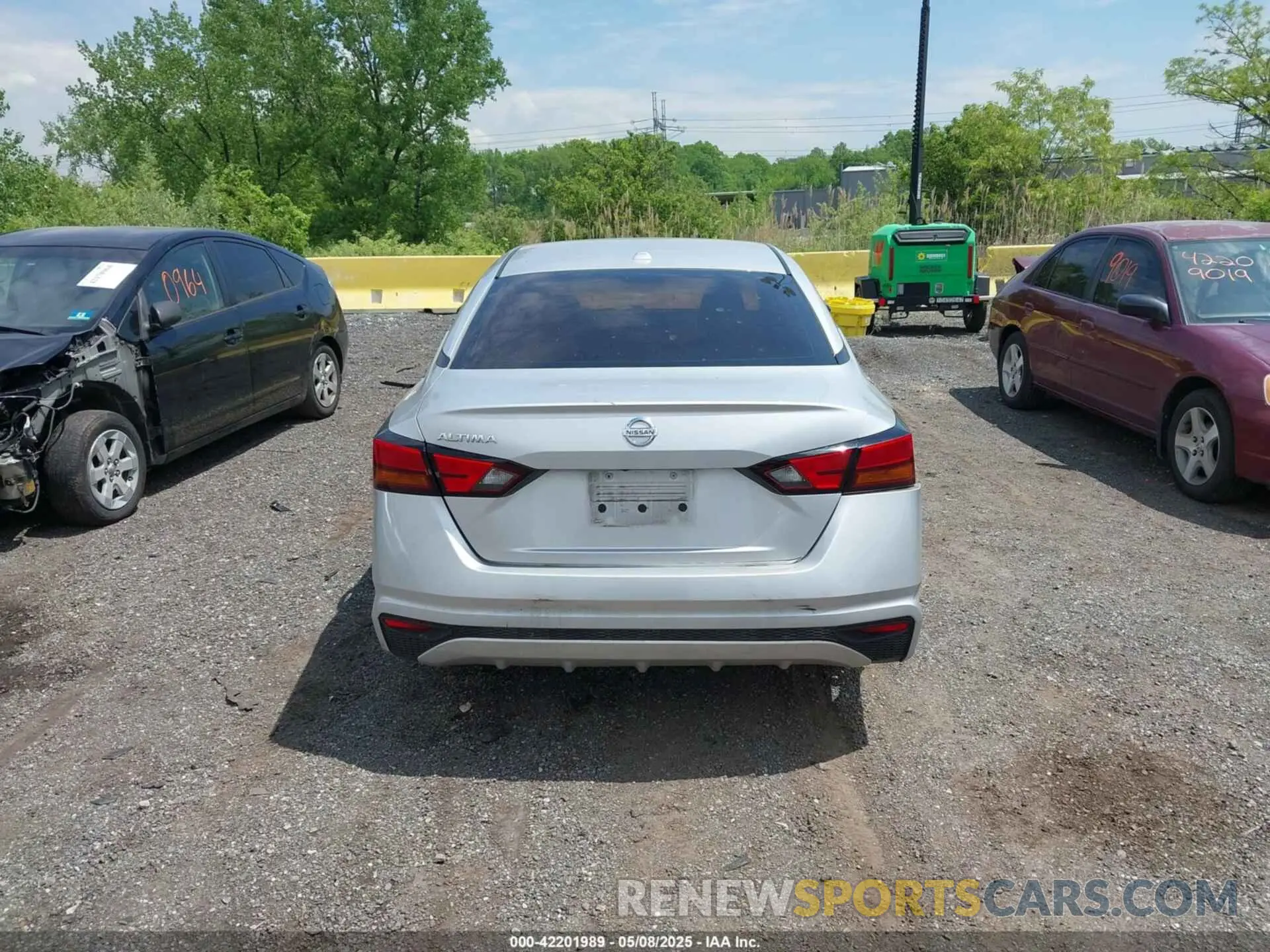 16 Photograph of a damaged car 1N4BL4BV3LC166005 NISSAN ALTIMA 2020
