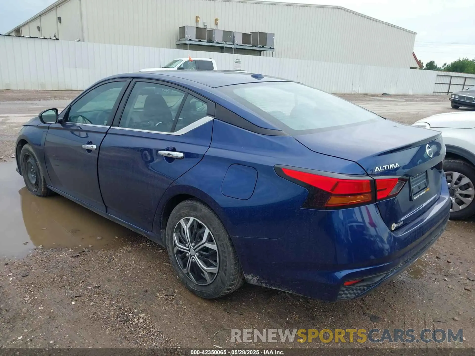 3 Photograph of a damaged car 1N4BL4BV3LC207829 NISSAN ALTIMA 2020