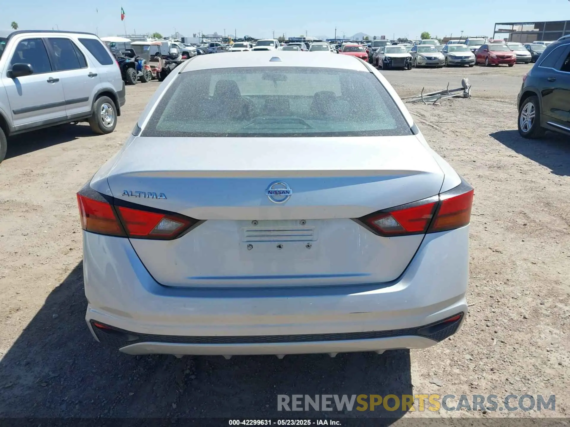 16 Photograph of a damaged car 1N4BL4BV3LC223299 NISSAN ALTIMA 2020