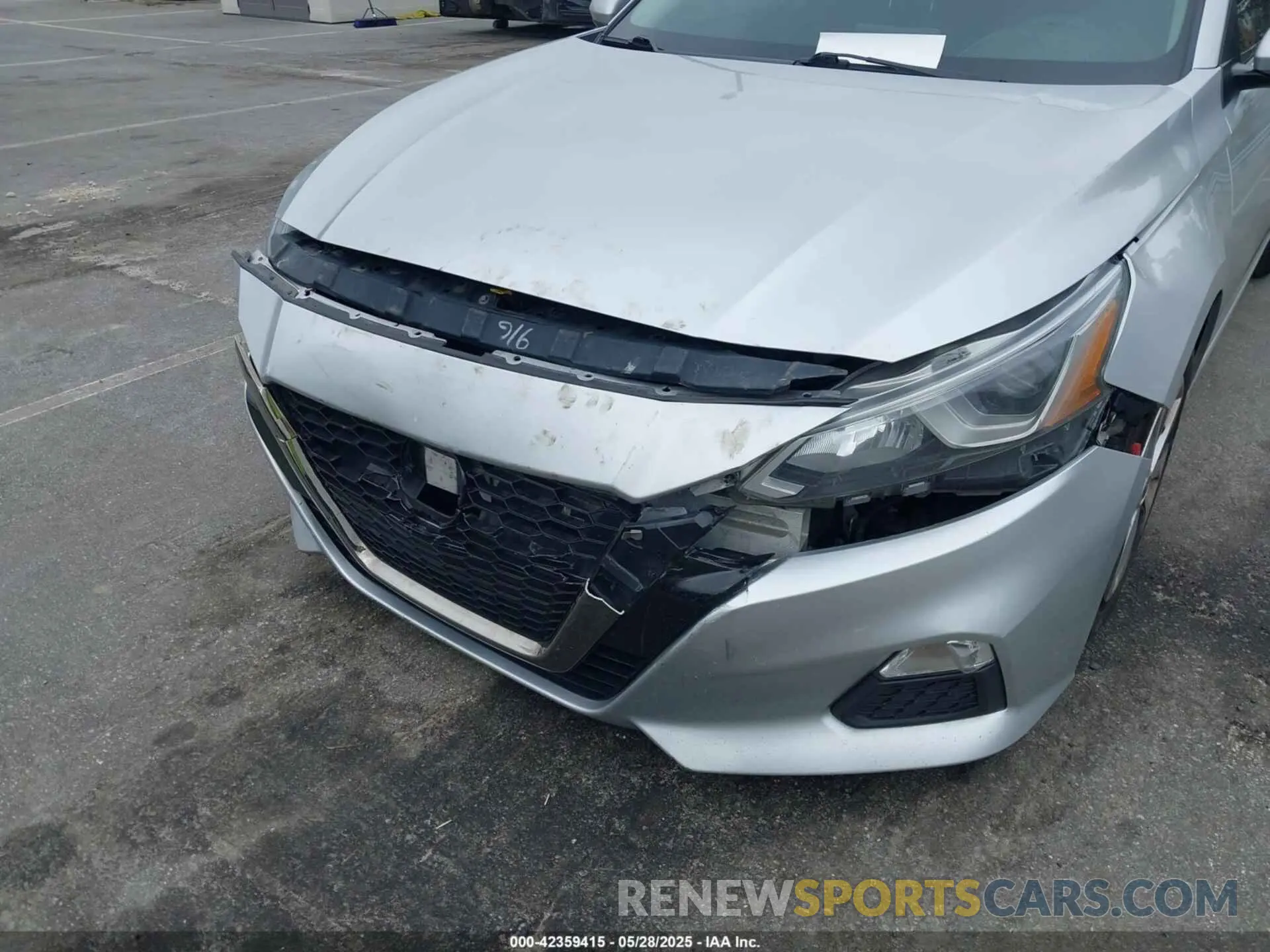 19 Photograph of a damaged car 1N4BL4BV3LC234626 NISSAN ALTIMA 2020