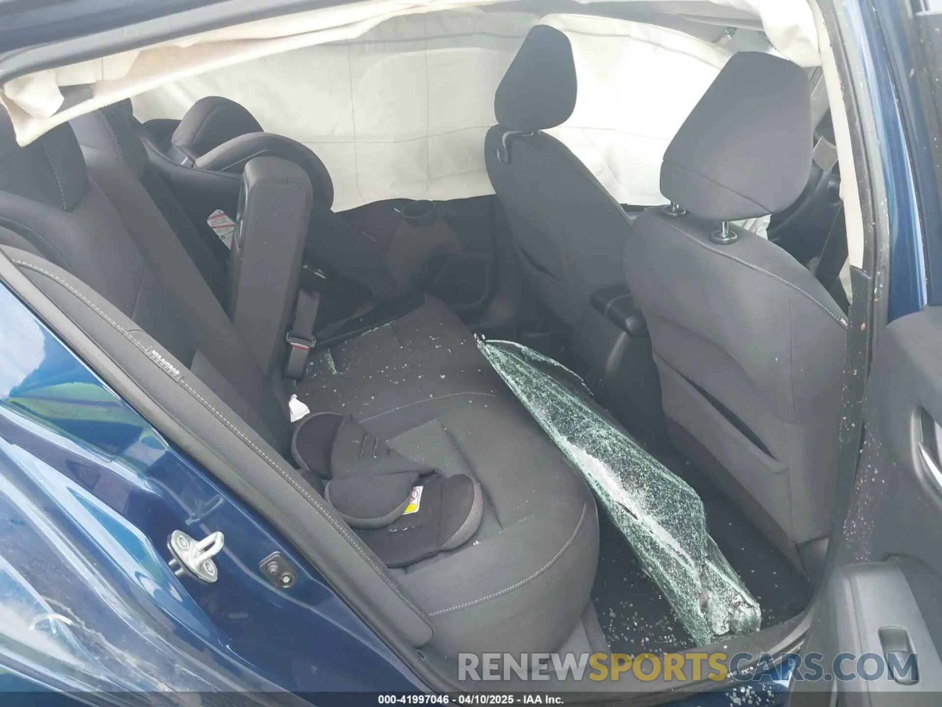 8 Photograph of a damaged car 1N4BL4BV3LC260157 NISSAN ALTIMA 2020